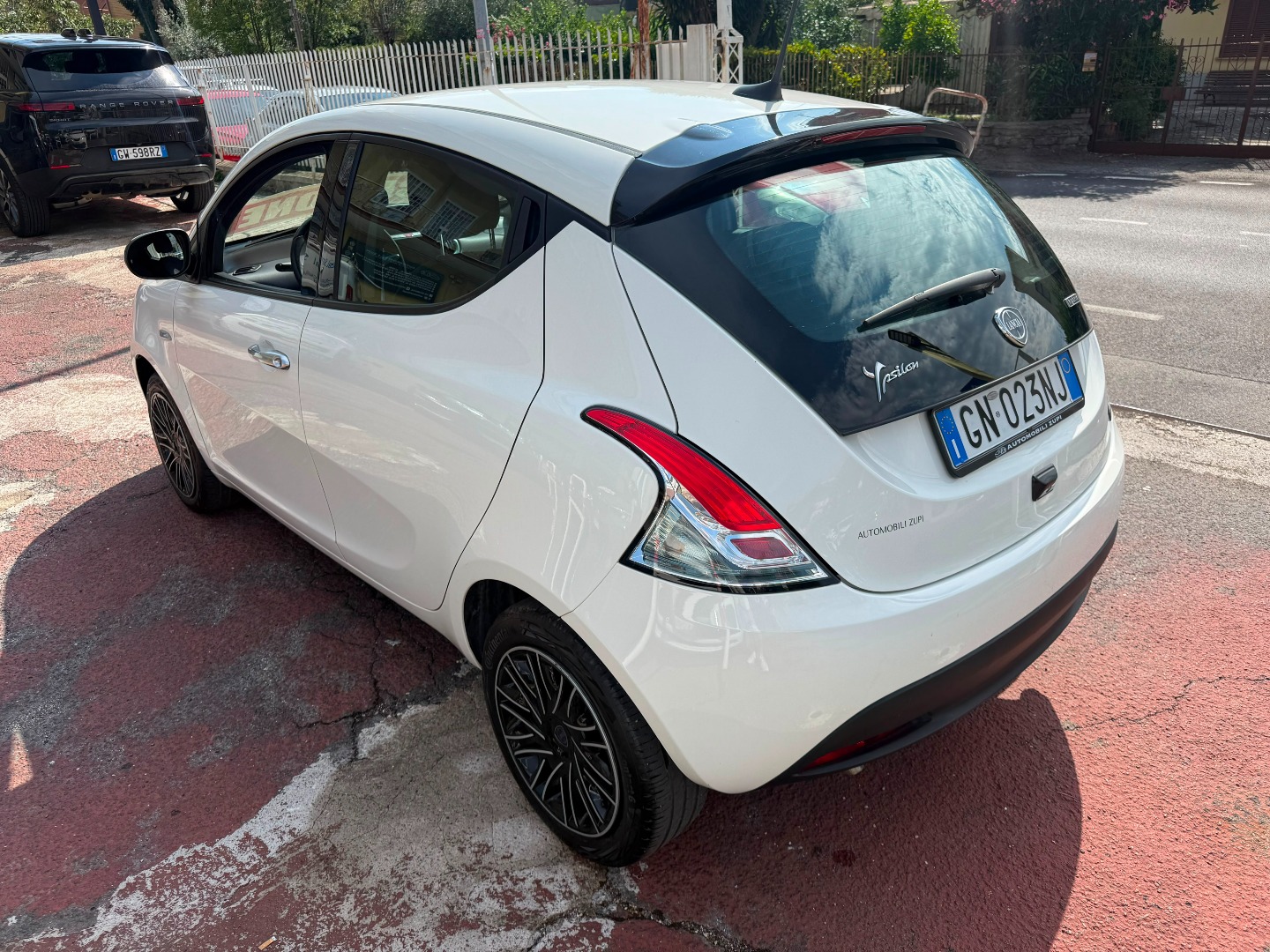 Immagine 7 - Lancia Ypsilon 1.0 Hybrid All. Gold **SOLO 23.000KM**