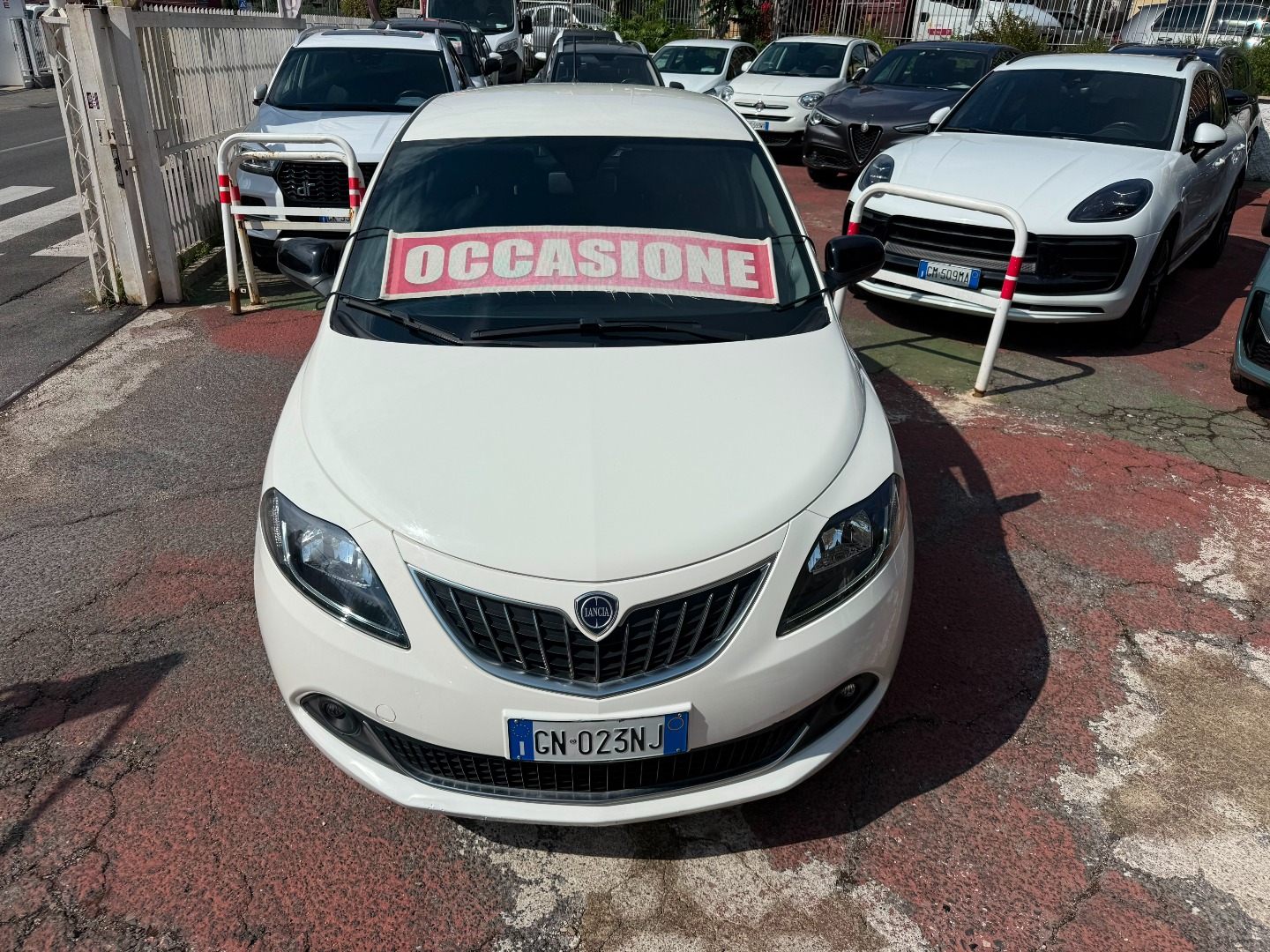 Immagine 2 - Lancia Ypsilon 1.0 Hybrid All. Gold **SOLO 23.000KM**
