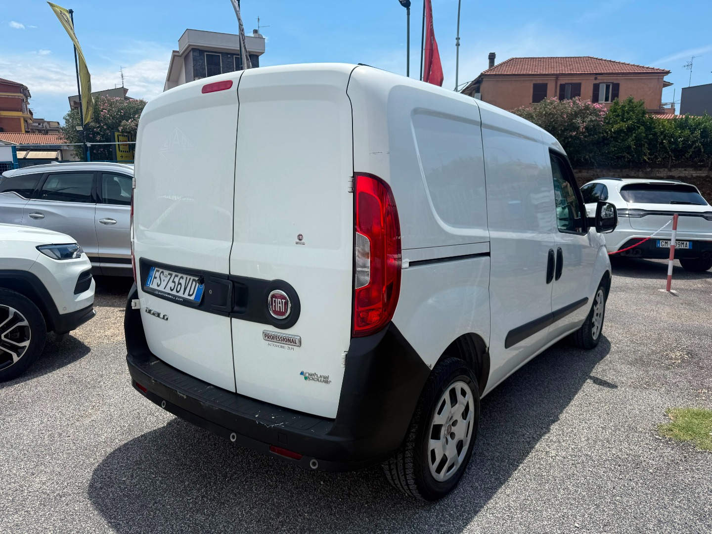 Immagine 5 - Fiat Doblo 3 POSTI 1.4 T-Jet 120cv metano **VETTURA ITALIANA**