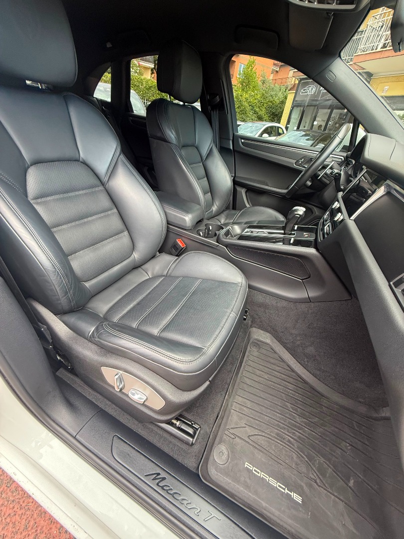 Immagine 1 - Porsche Macan T 2.0 265cv **GARANZIA PORSCHE APPROVED**