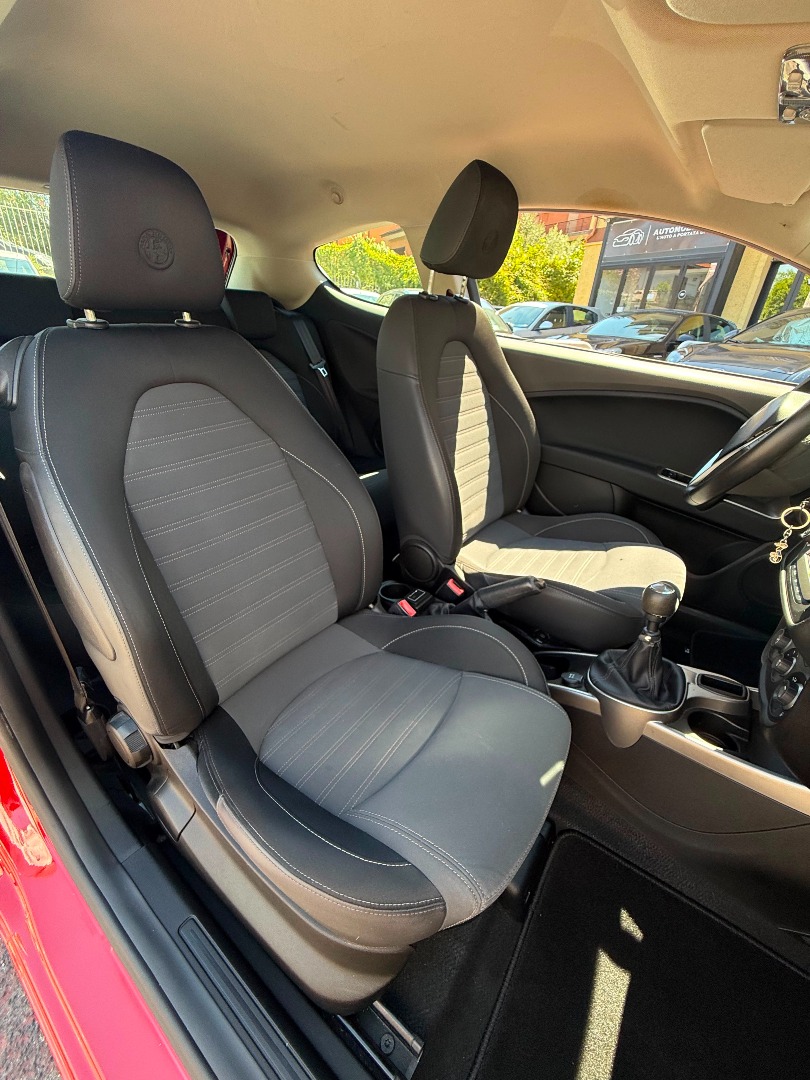 Immagine 1 - Alfa Romeo MiTo 1.4 BENZINA **ADATTA AI NEOPATENTATI**