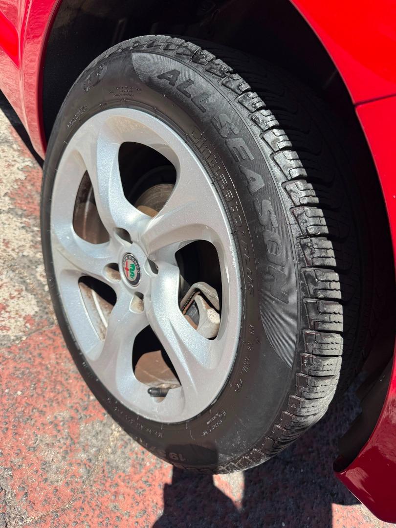 Immagine 2 - Alfa Romeo MiTo 1.4 BENZINA **ADATTA AI NEOPATENTATI**