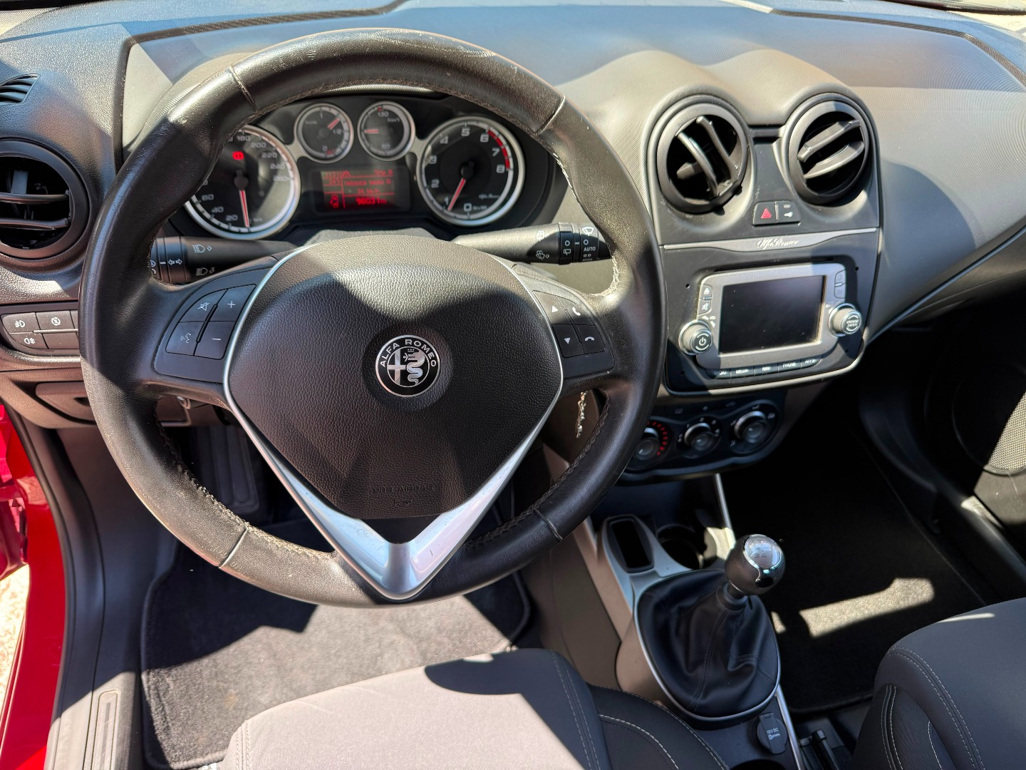 Immagine 4 - Alfa Romeo MiTo 1.4 BENZINA **ADATTA AI NEOPATENTATI**