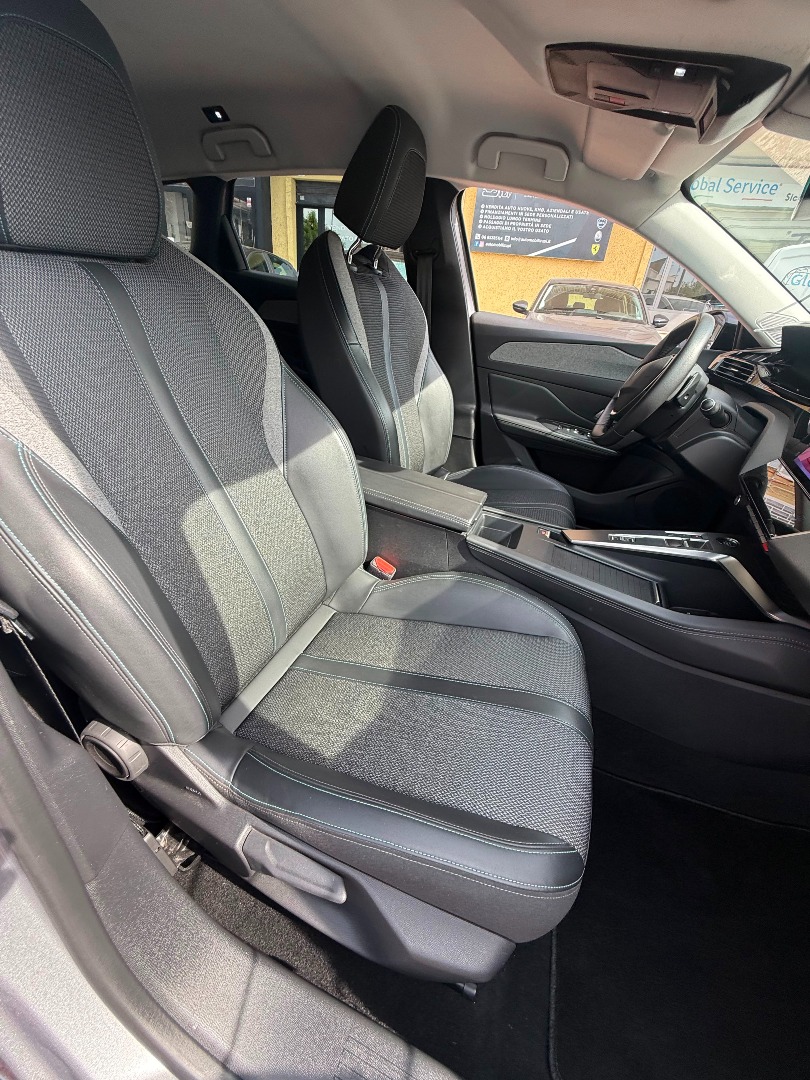 Immagine 3 - PEUGEOT 308 STATION WAGON AUTOMATICA 1.5 131 CV