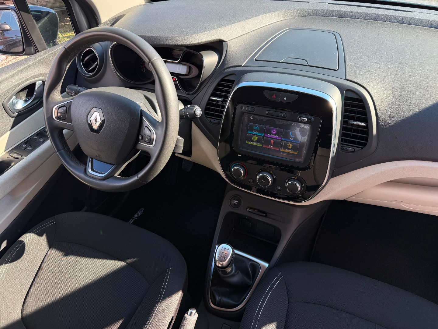 Immagine 4 - Renault Captur 0.9 90cv **UNICO PROPRIETARIO**