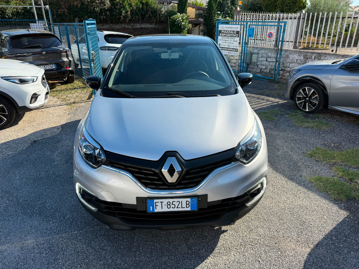 Immagine 1 - Renault Captur 0.9 90cv **UNICO PROPRIETARIO**