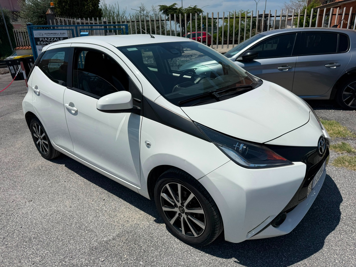 Immagine 1 - Toyota Aygo UNICO PROPR. 1.0 AUTOM. **STORICO SERVICE TOYOTA**