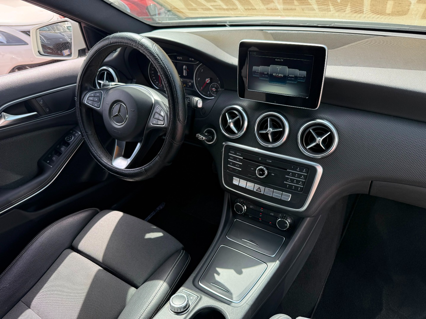 Immagine 4 - Mercedes-Benz A 180 1.5 AUTOM. **UNICO PROPRIETARIO**