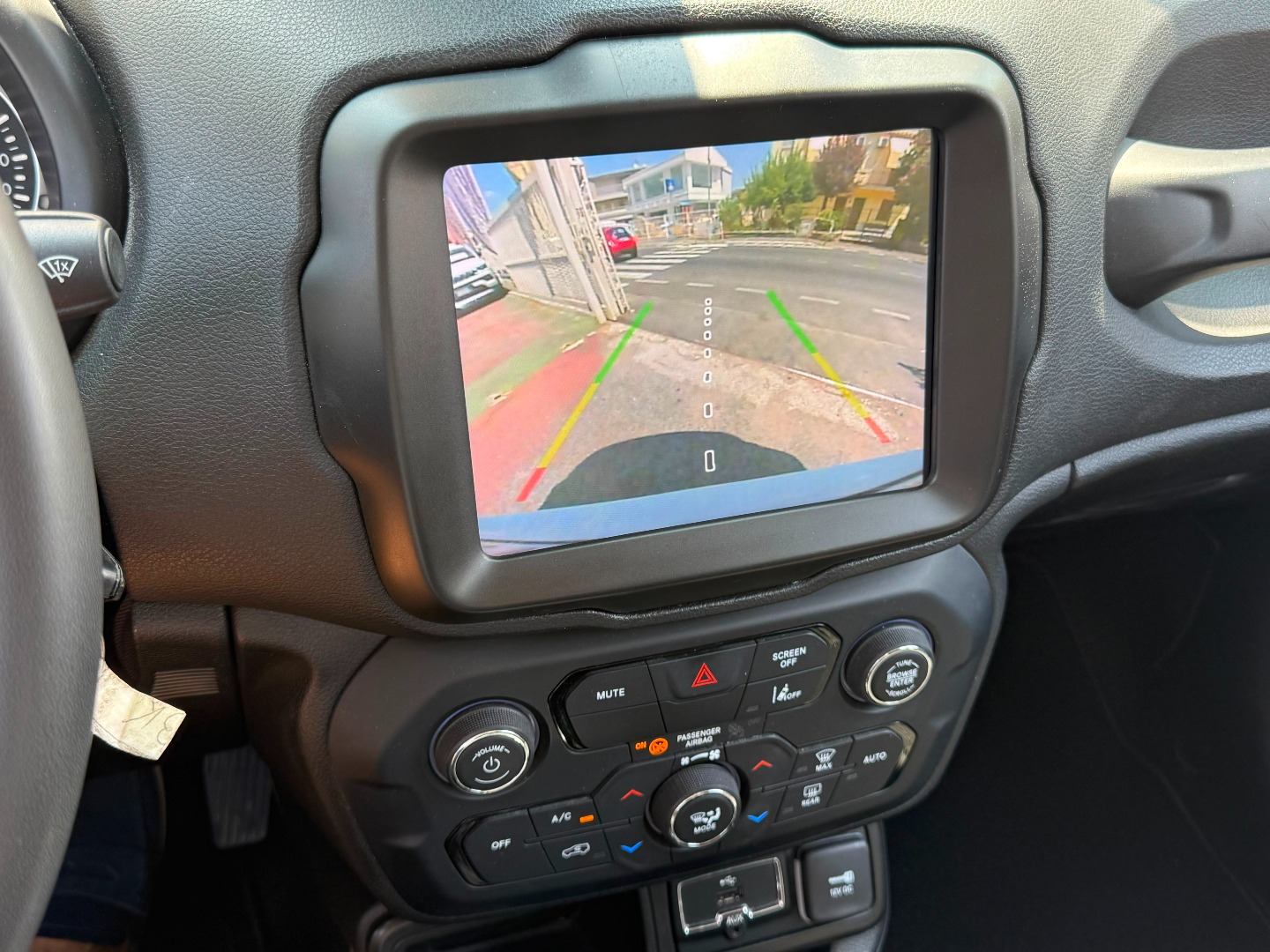 Immagine 2 - Jeep Renegade 1.6 mjt ALL. Limited 130cv **PRONTA CONSEGNA**