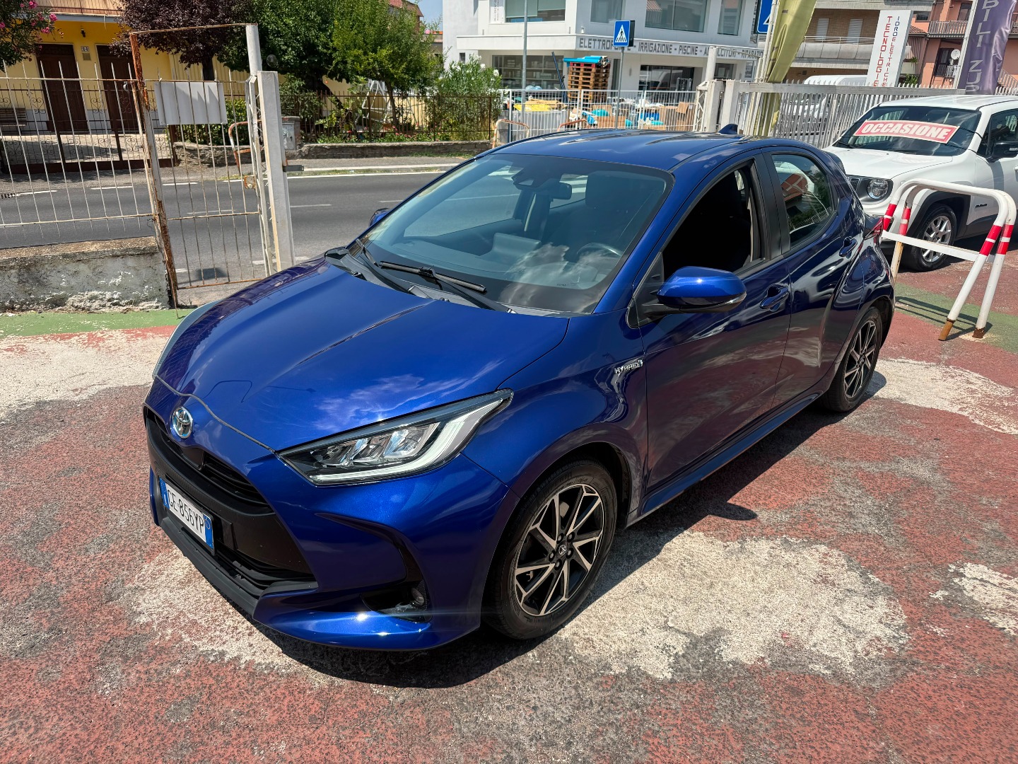 Immagine 10 - Toyota Yaris 1.5 Hybrid All. Lounge 92cv **PRONTA CONSEGNA**