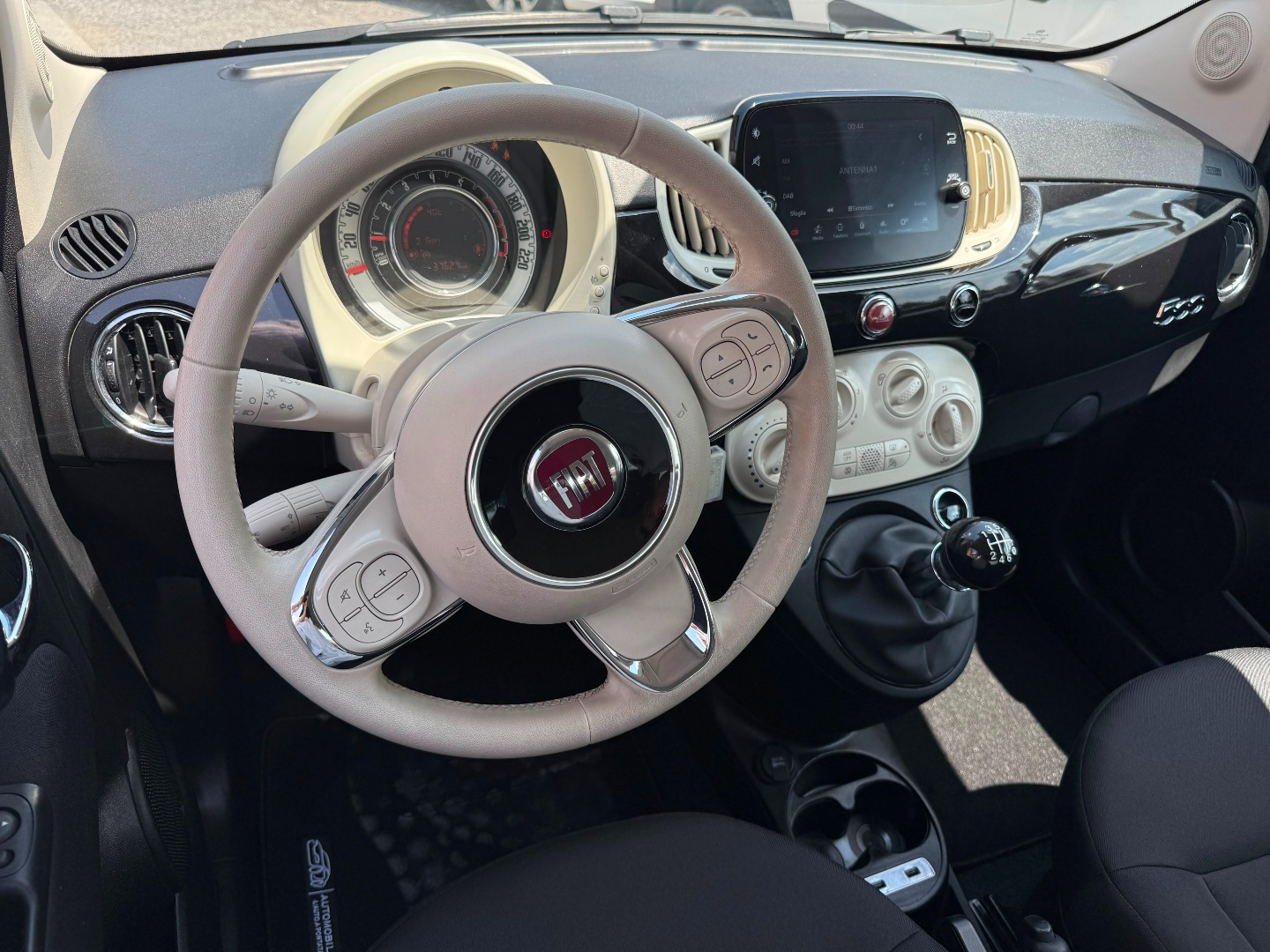 Immagine 2 - Fiat 500 1.0 Hybrid All. Lounge **Ideale per neopatentati**