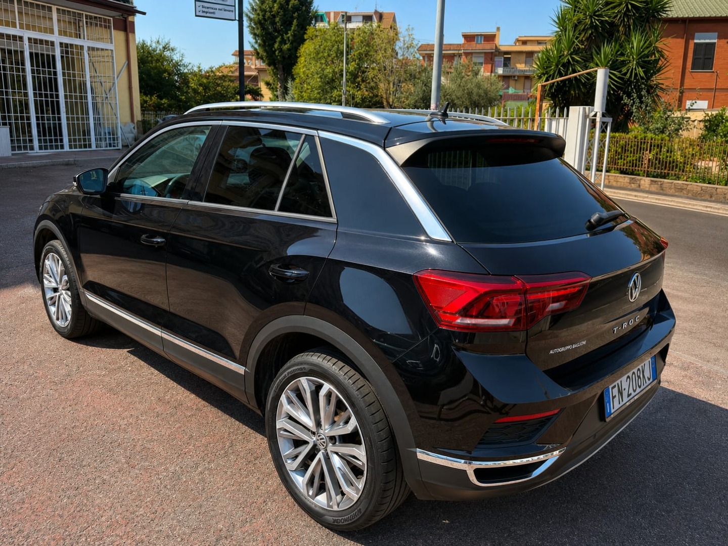 Immagine 5 - Volkswagen T-Roc 2.0 All. Style 4motion dsg