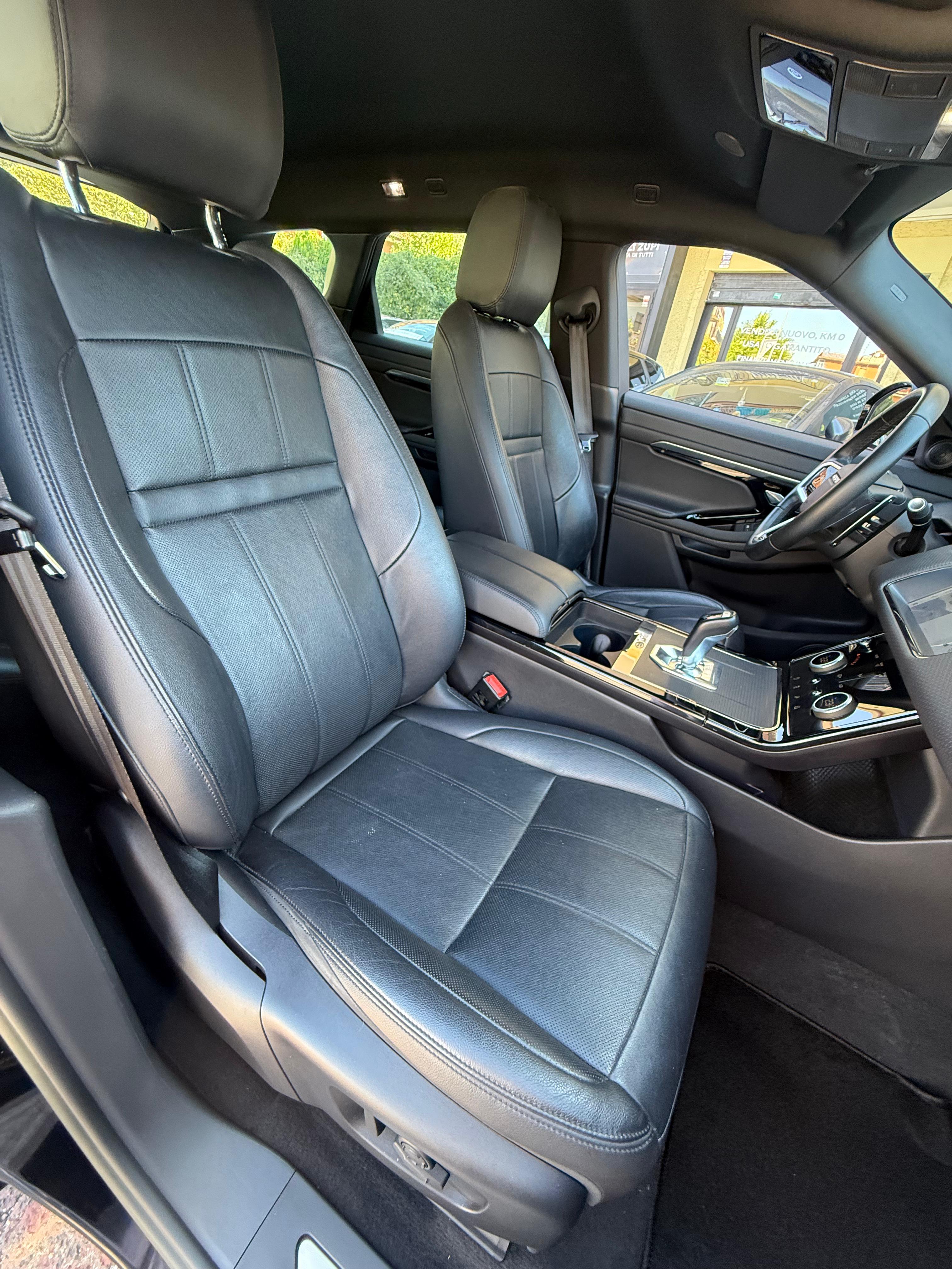 Immagine 1 - Land Rover Range Rover Evoque 2.0d MHEV R-Dynamic awd 163cv **PRONTA CONSEGNA**