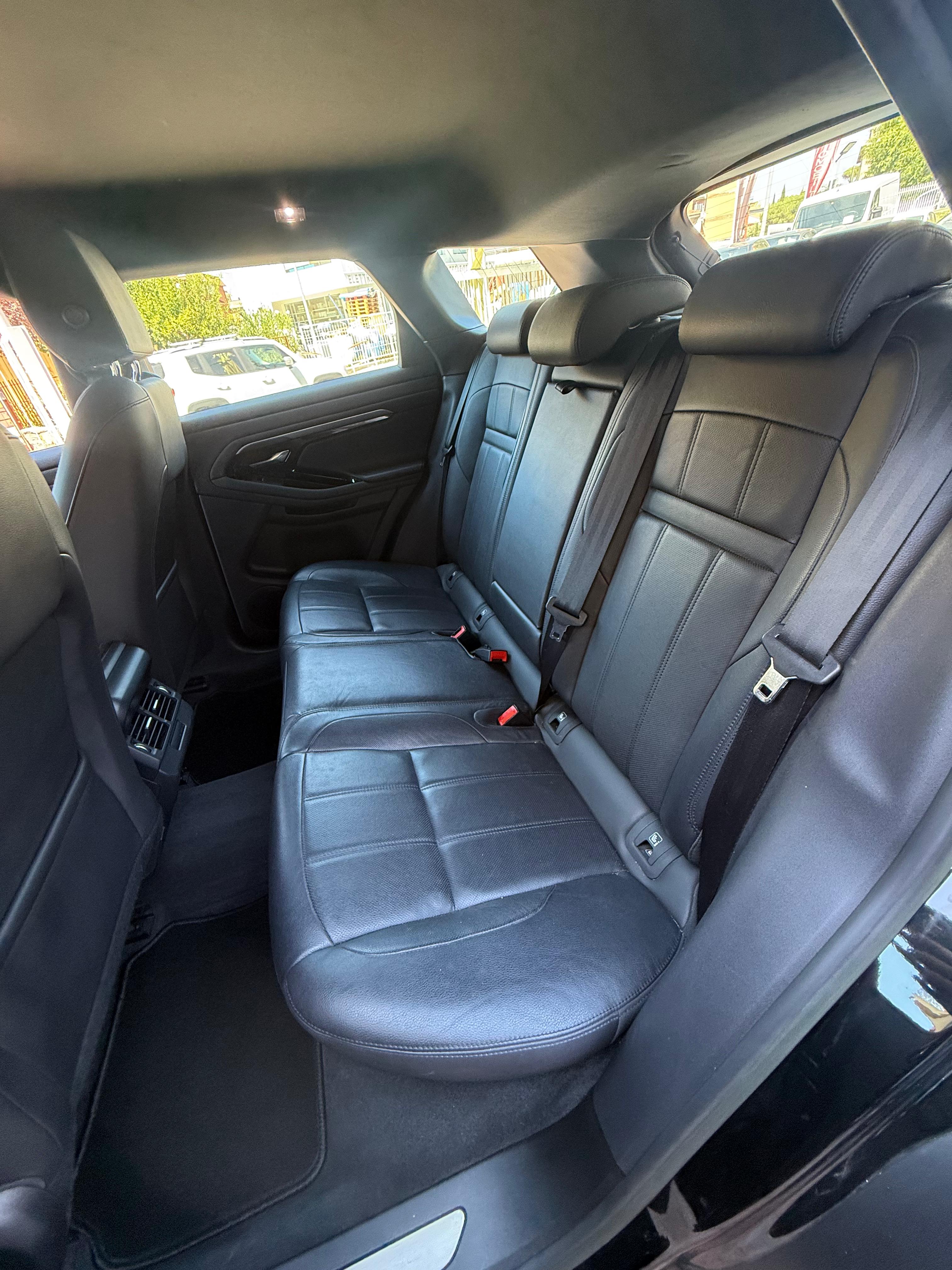 Immagine 4 - Land Rover Range Rover Evoque 2.0d MHEV R-Dynamic awd 163cv **PRONTA CONSEGNA**