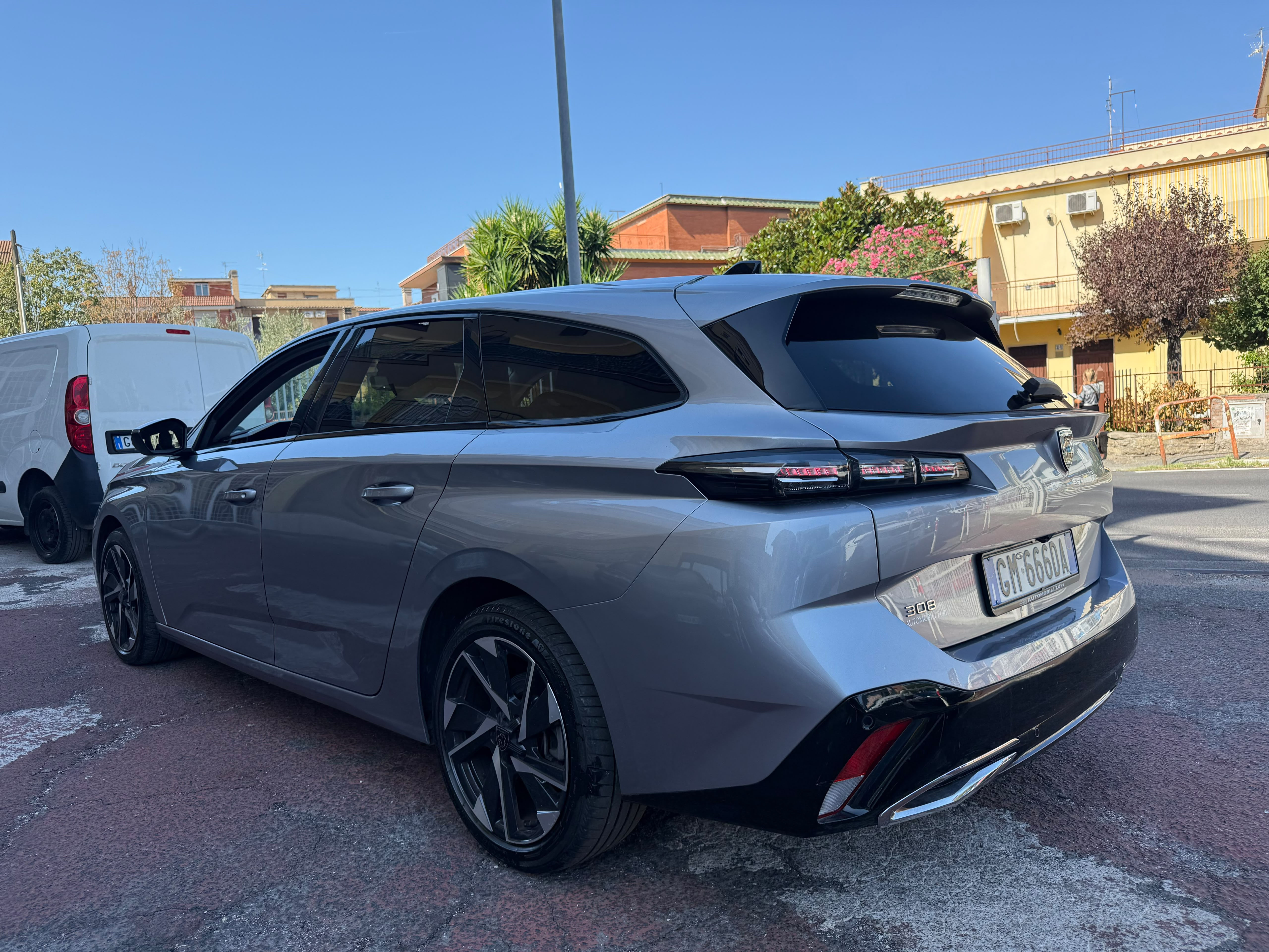 Immagine 9 - PEUGEOT 308 SW GT AUTOMATICA 1.5 130 CV