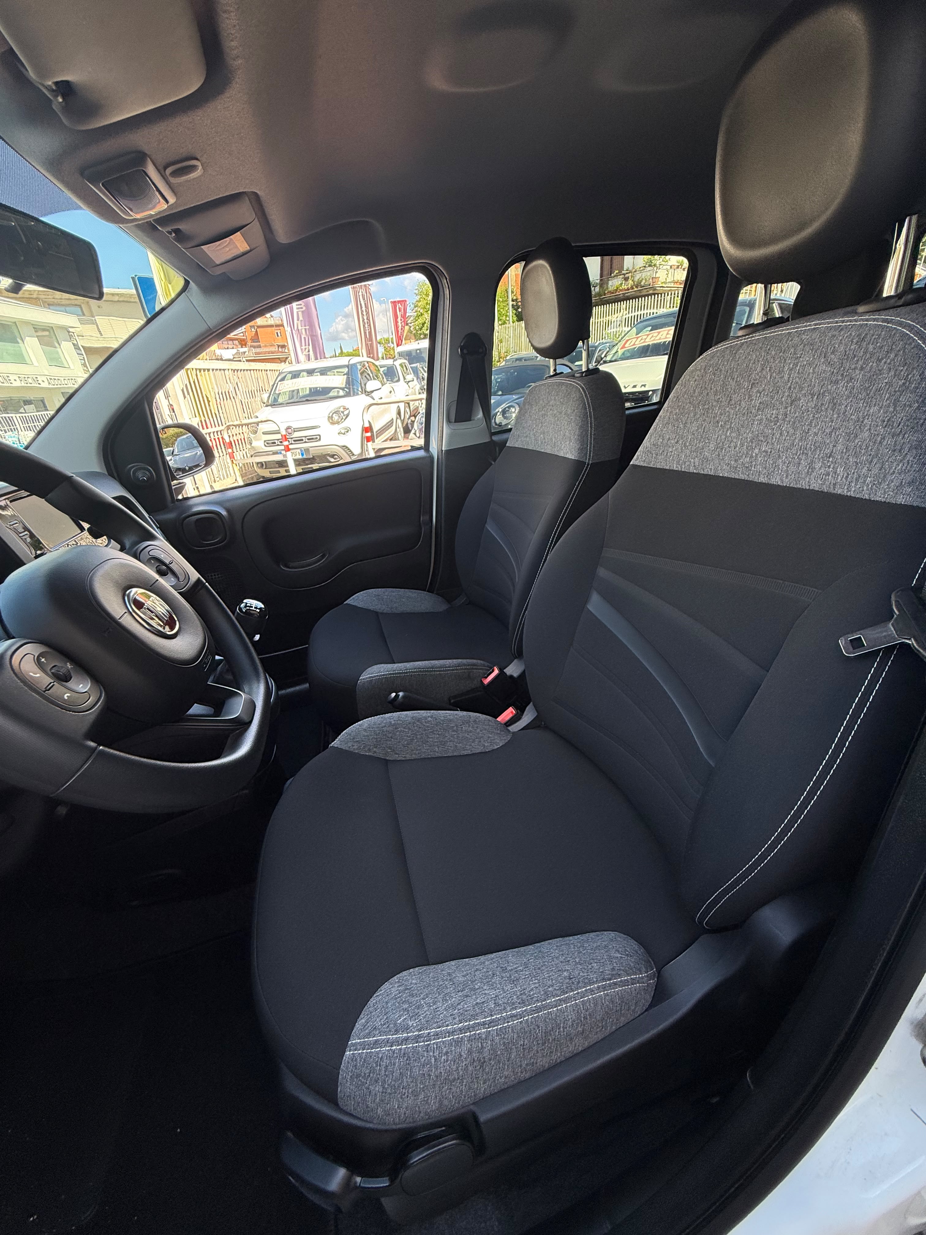 Immagine 2 - FIAT PANDA HYBRID ALL. CITY LIFE 