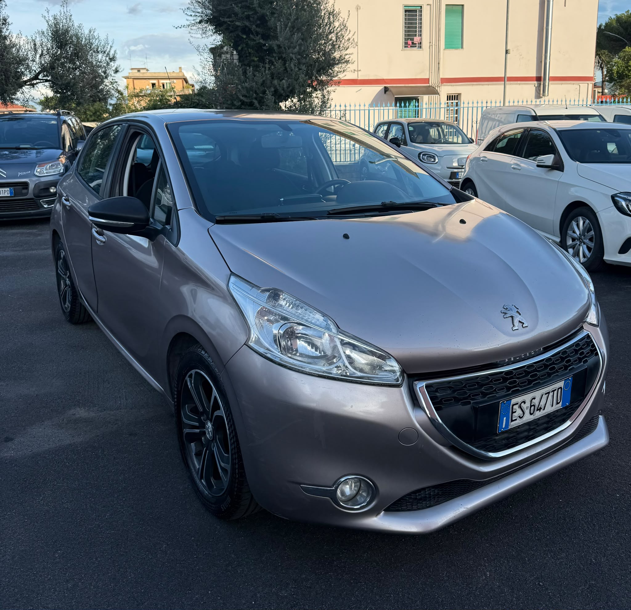 Immagine 7 - Peugeot 208 Serie Puretech 82cv Allure
