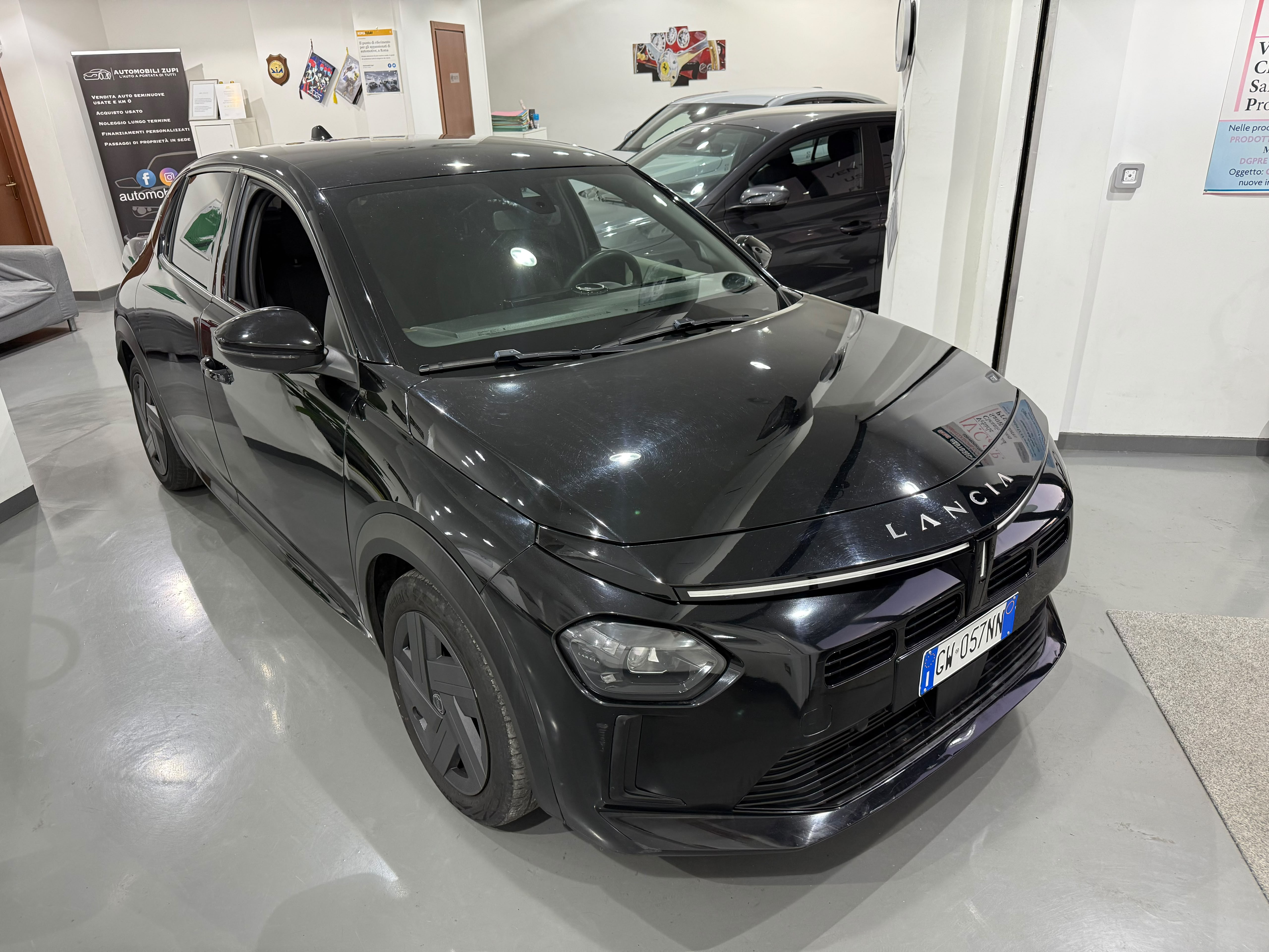 Immagine 6 - Lancia Ypsilon 1.2 mhev Automatica **40.000 KM**
