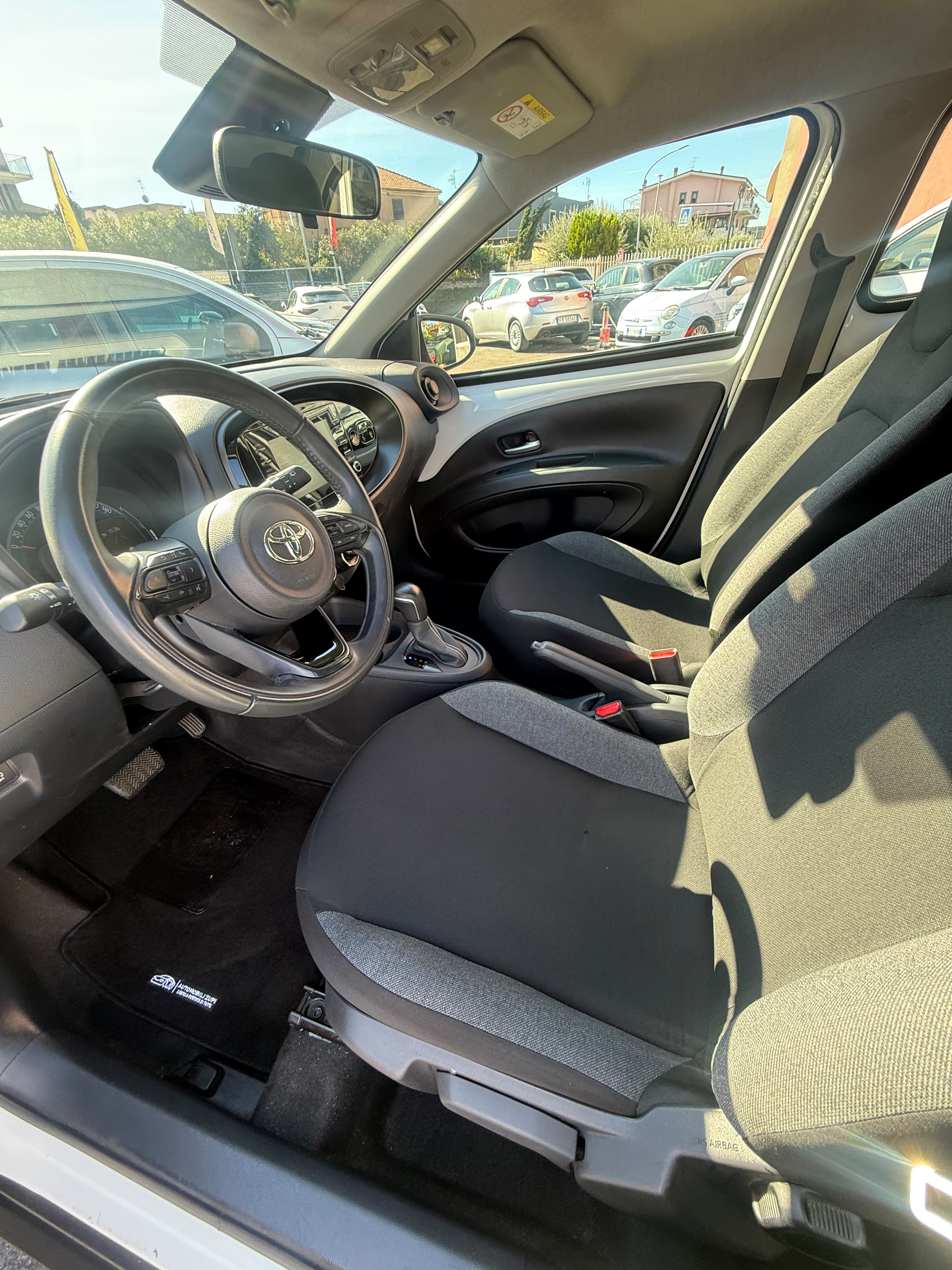 Immagine 4 - Toyota Aygo X All. Lounge 1.0 72cv