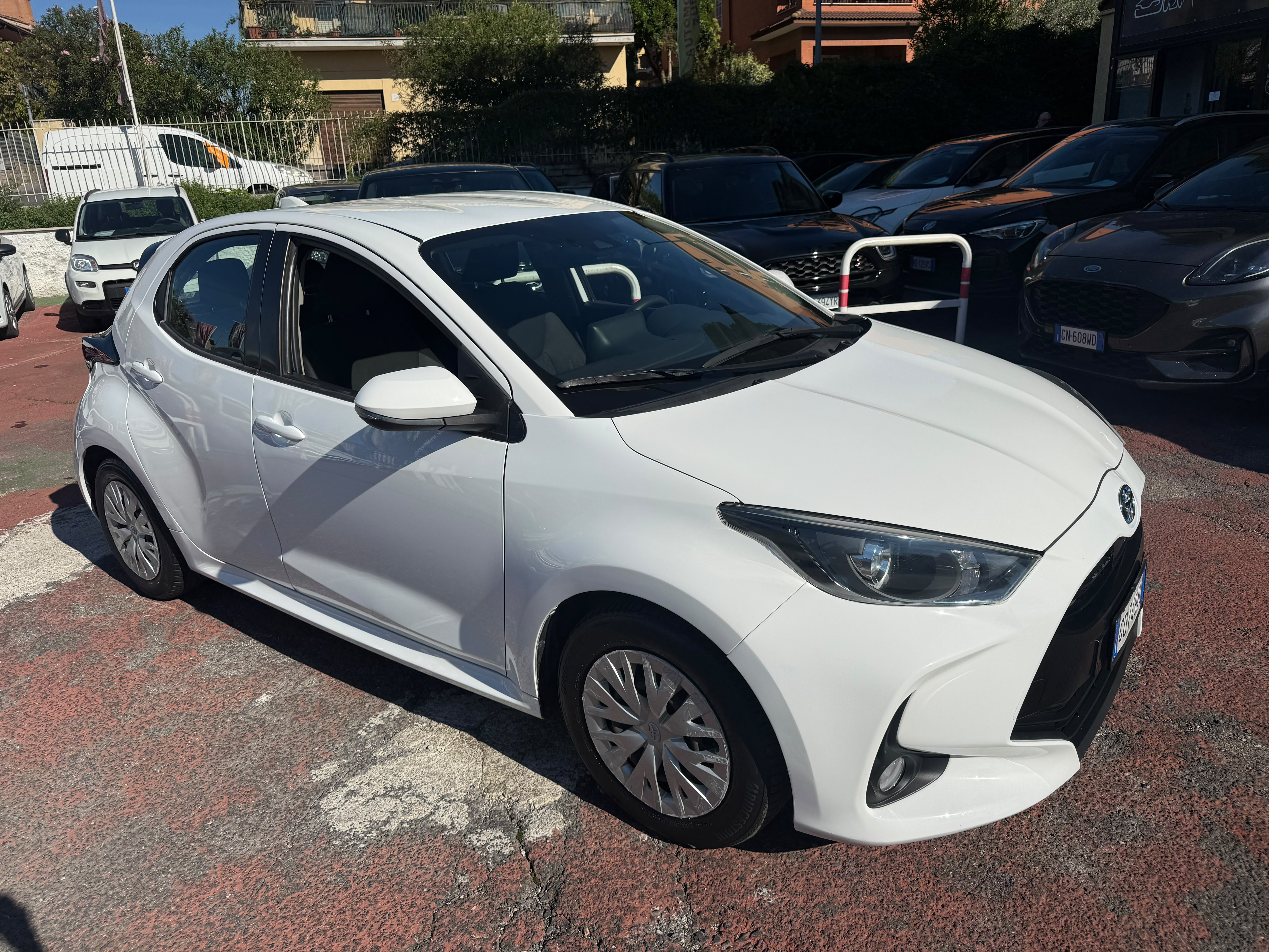 Immagine 5 - Toyota Yaris 1.5h 92cv ibrida