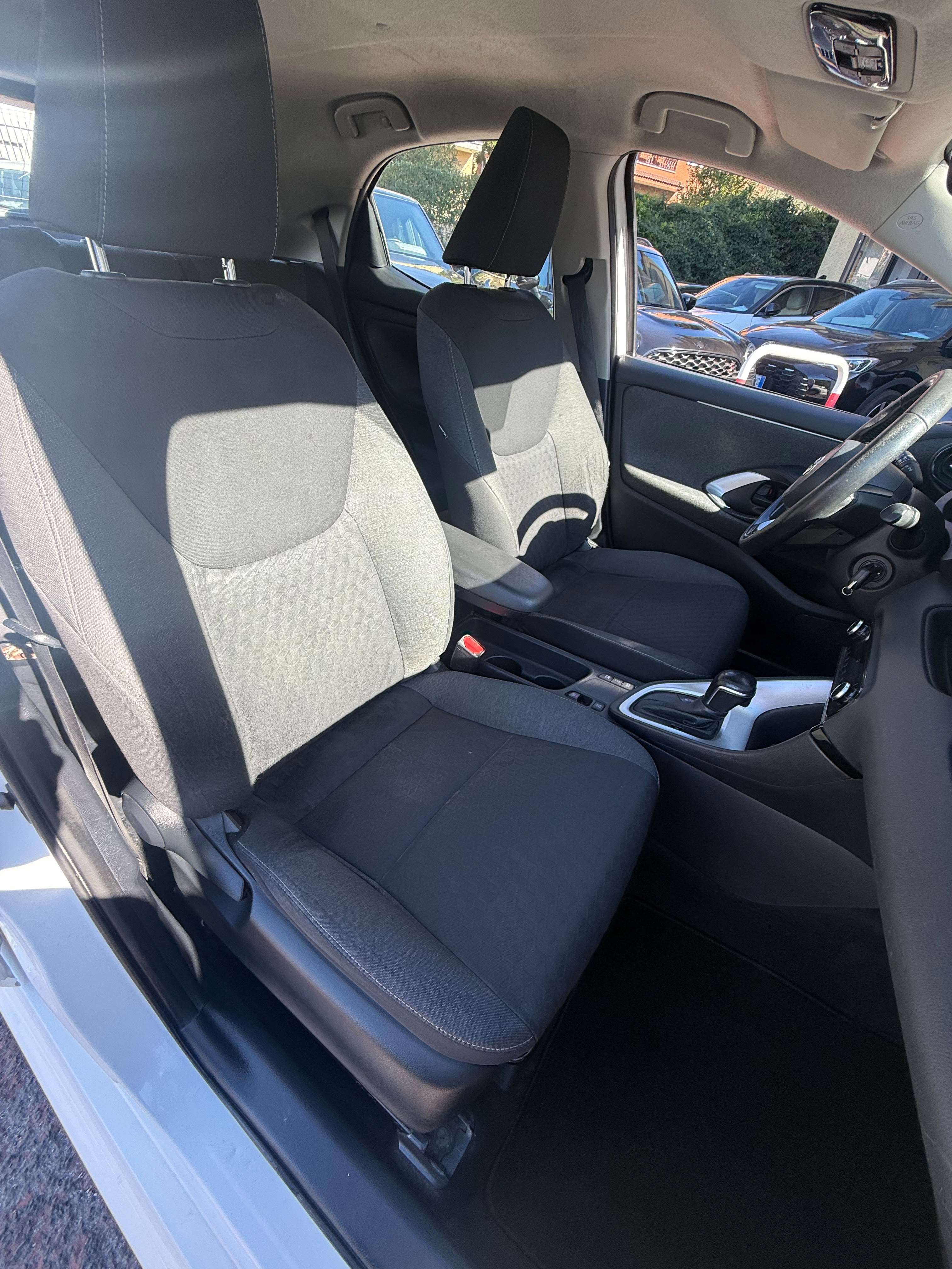 Immagine 3 - Toyota Yaris 1.5h 92cv ibrida