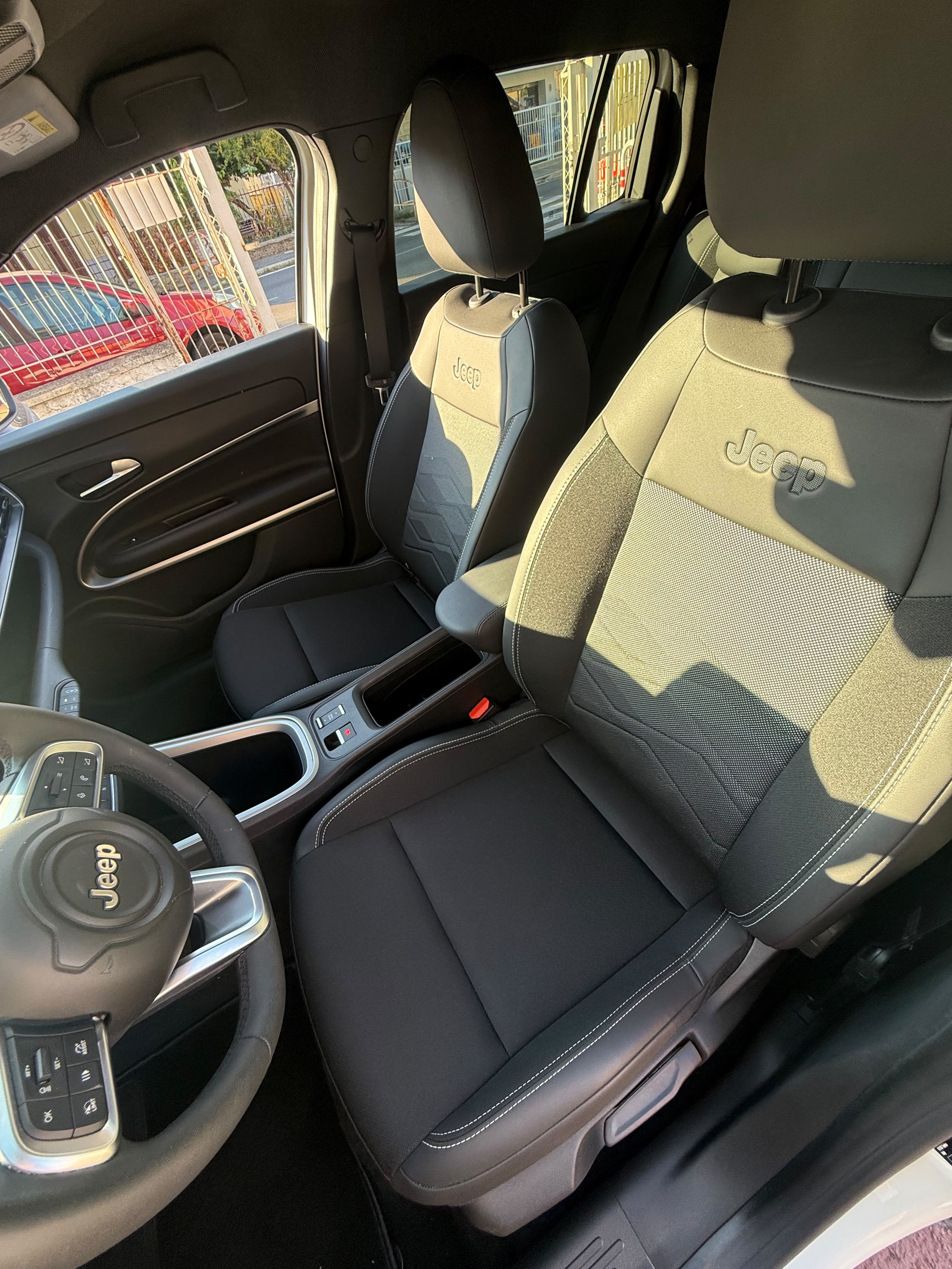 Immagine 7 - Jeep Avenger 1.2 turbo e-hybrid mhev Altitude