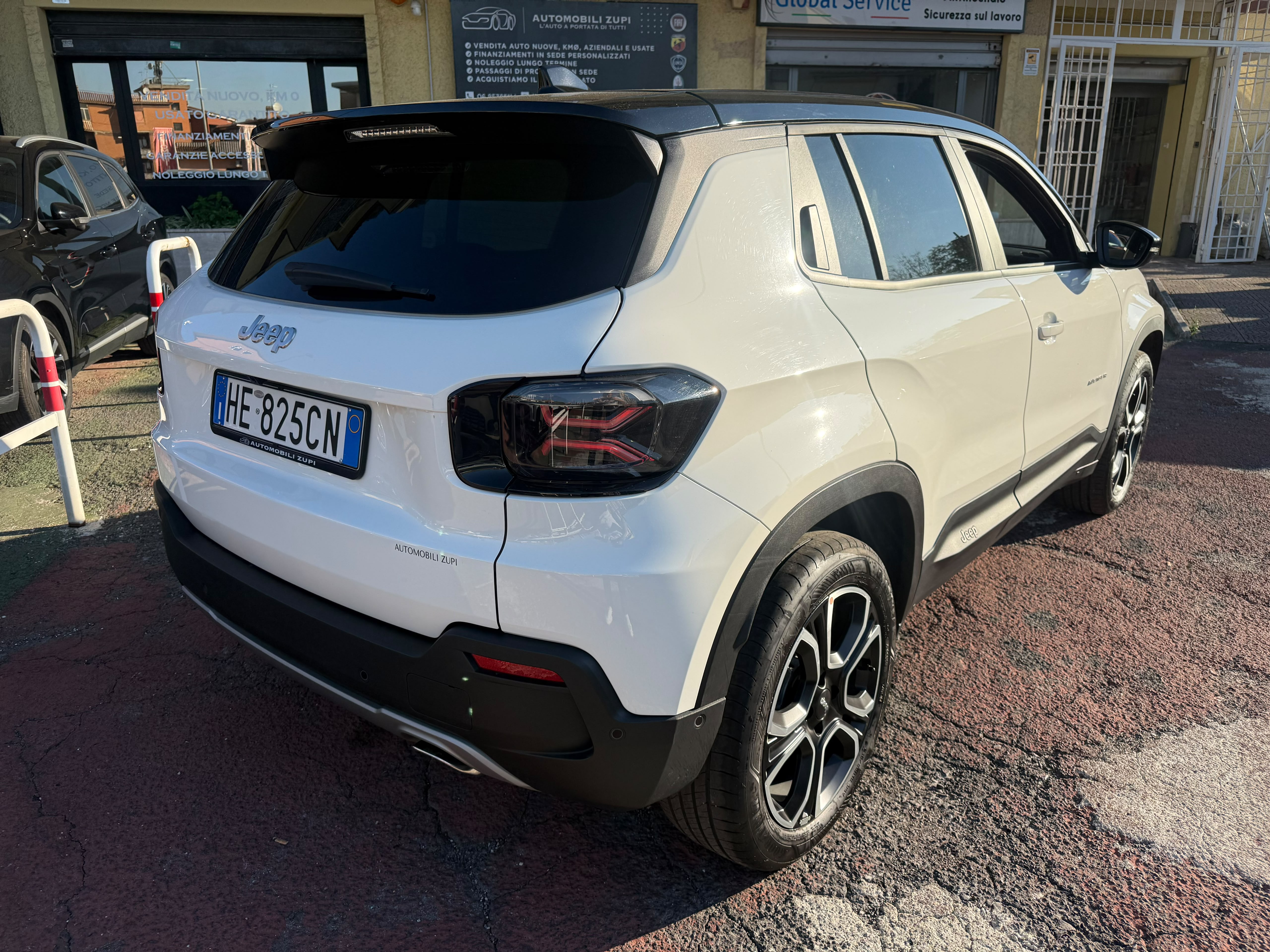 Immagine 3 - Jeep Avenger 1.2 turbo e-hybrid mhev Altitude