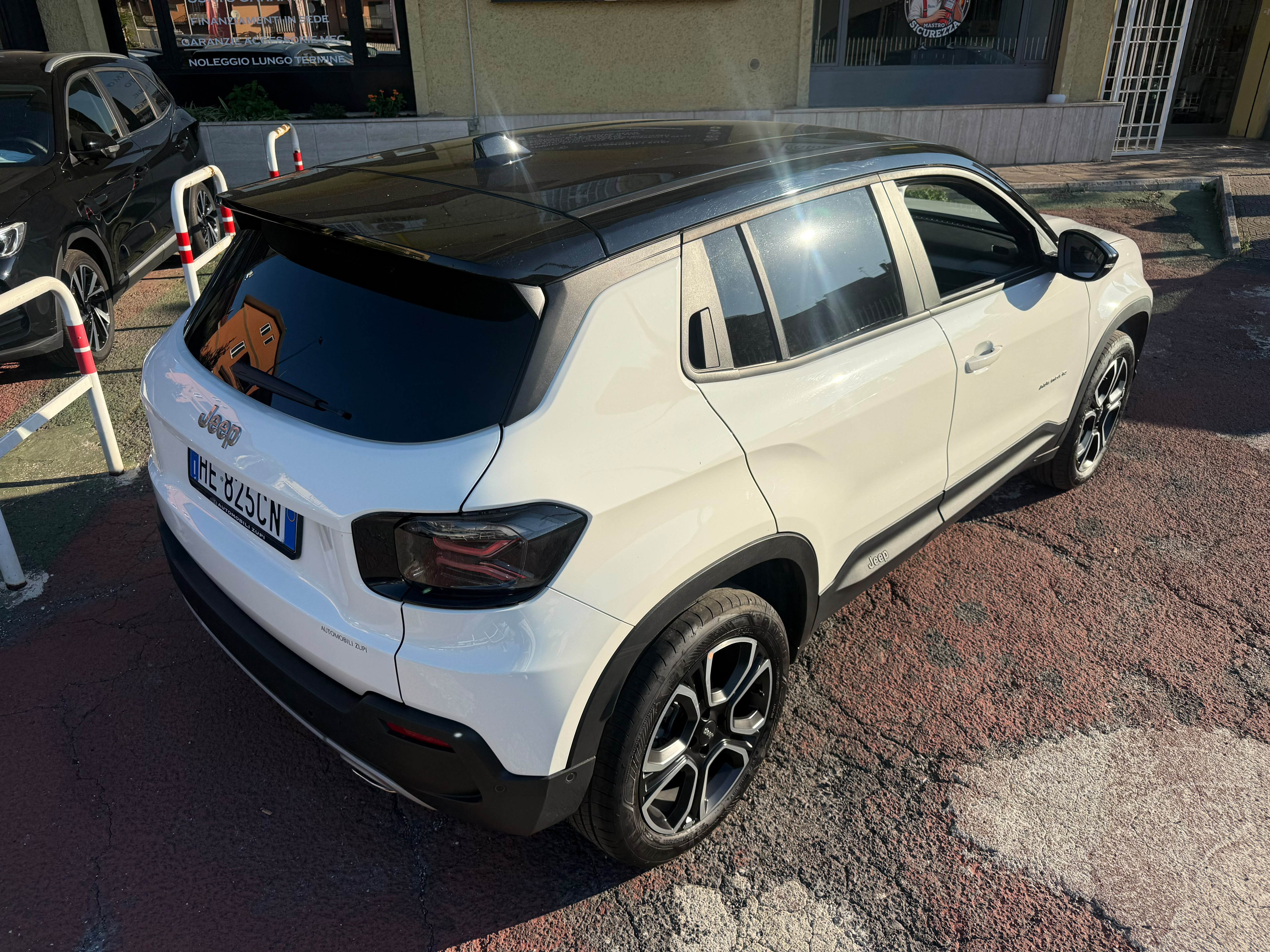 Immagine 4 - Jeep Avenger 1.2 turbo e-hybrid mhev Altitude
