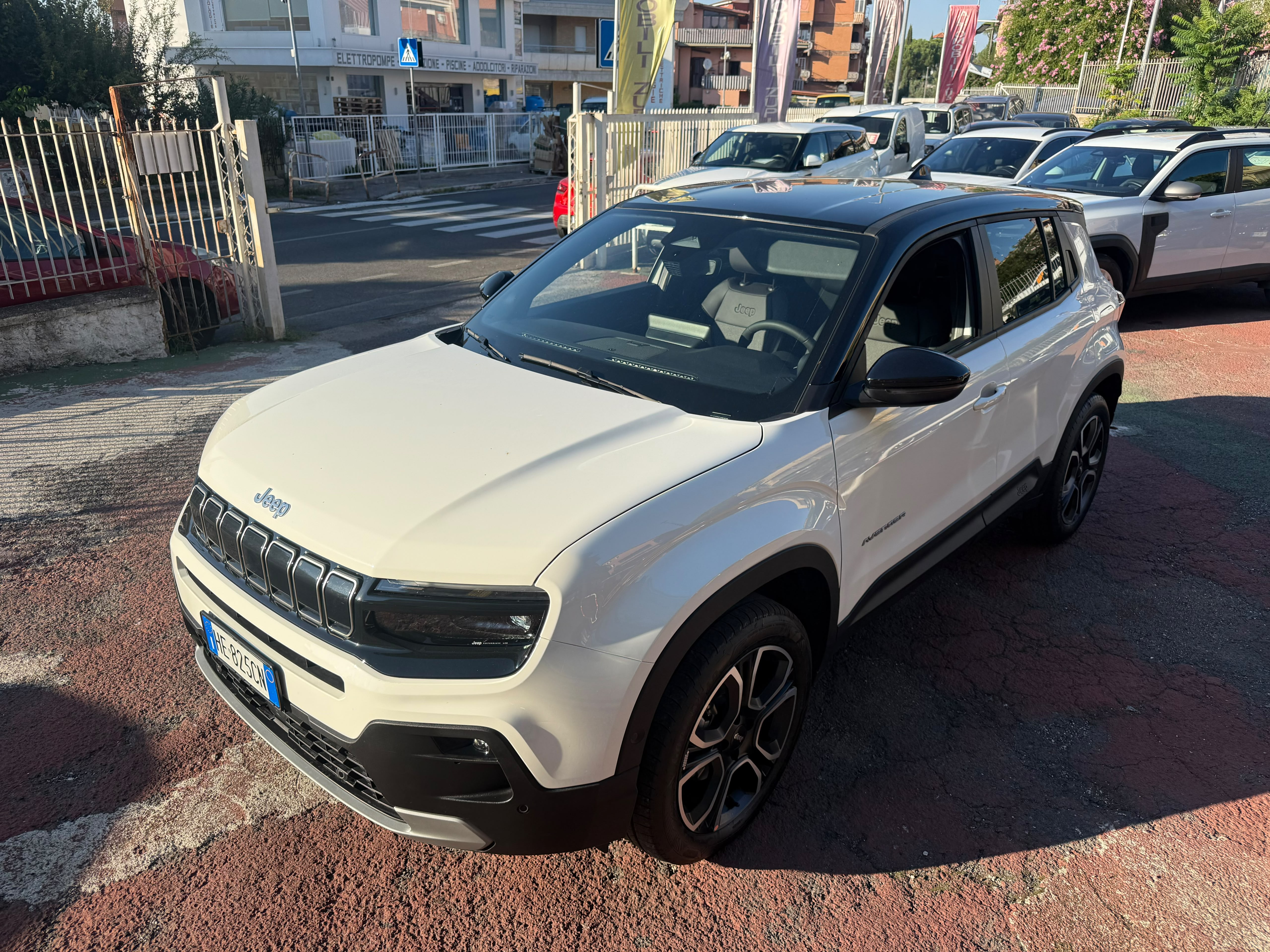 Jeep Avenger 1.2 turbo e-hybrid mhev Altitude