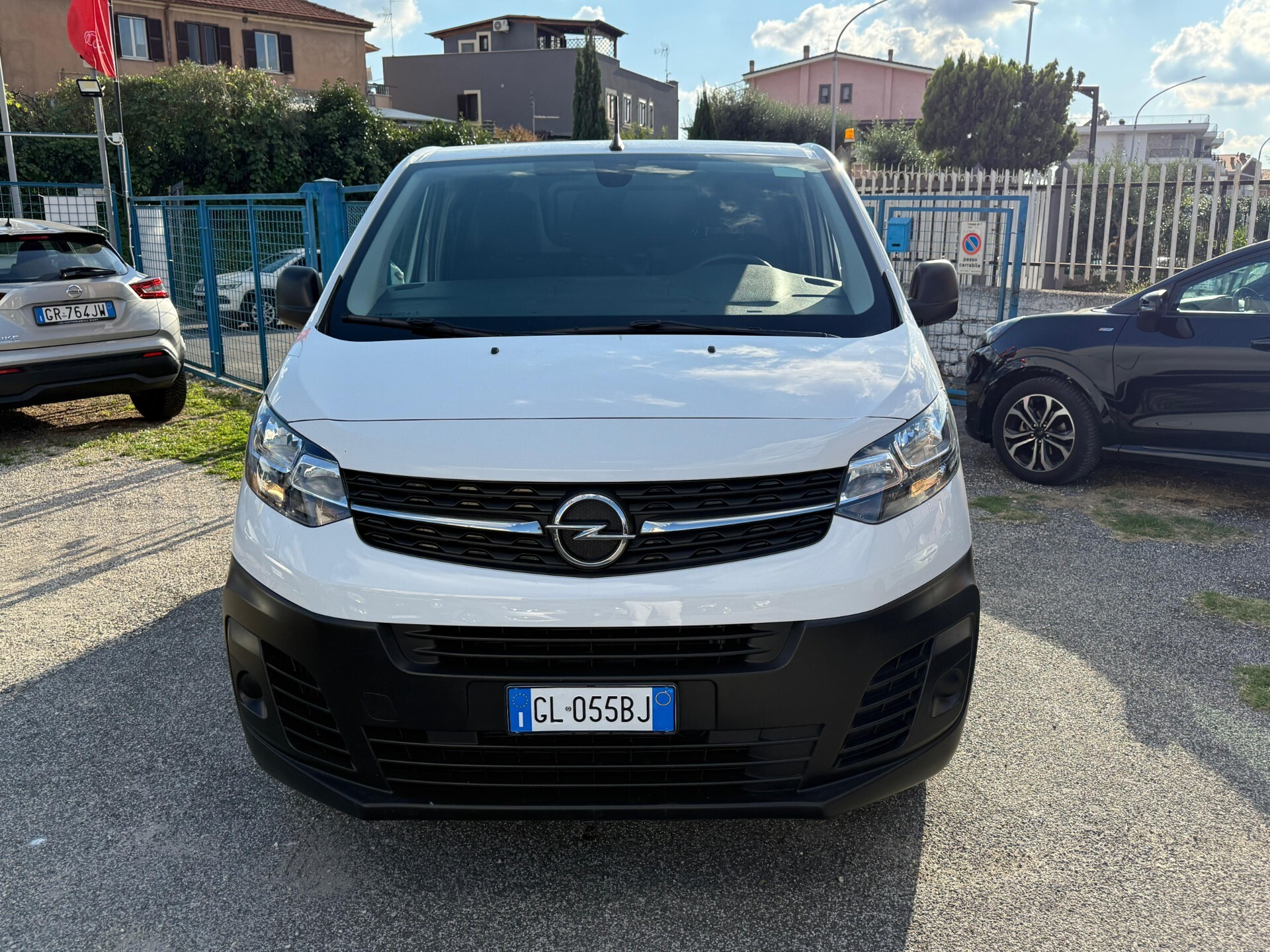 Immagine 2 - OPEL VIVARO 120cv *DOPPIA PORTA LATERALE*