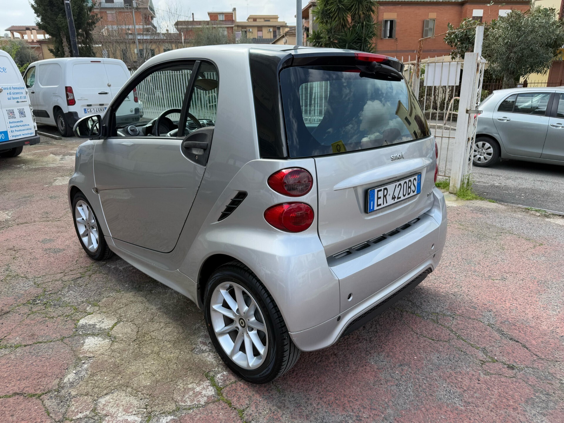 Immagine 6 - Smart ForTwo 71CV *TETTO PANORAMICO