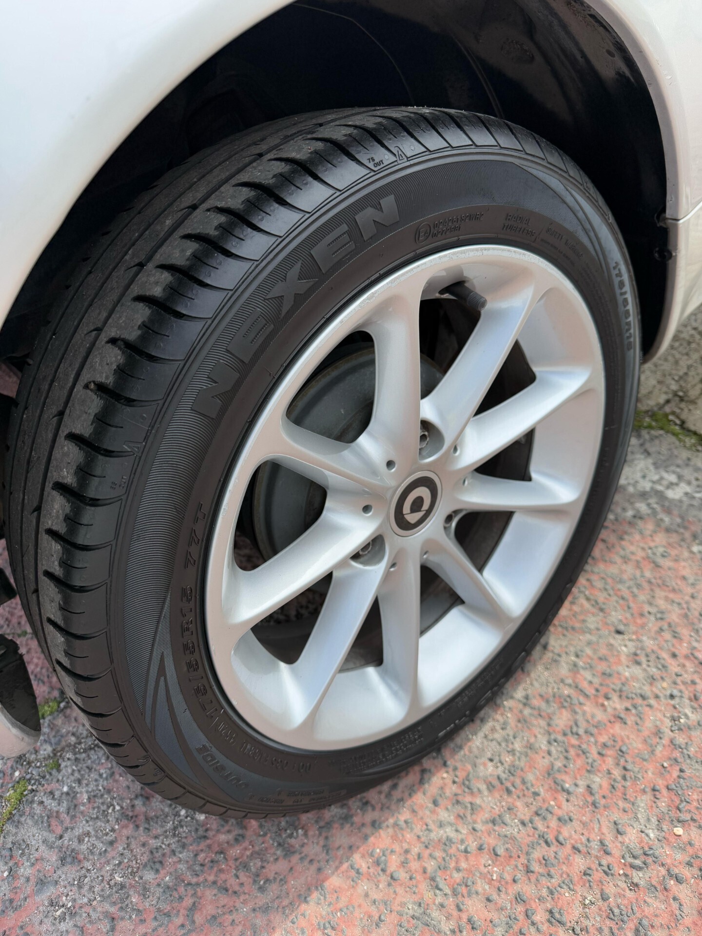 Immagine 9 - Smart ForTwo 71CV *TETTO PANORAMICO