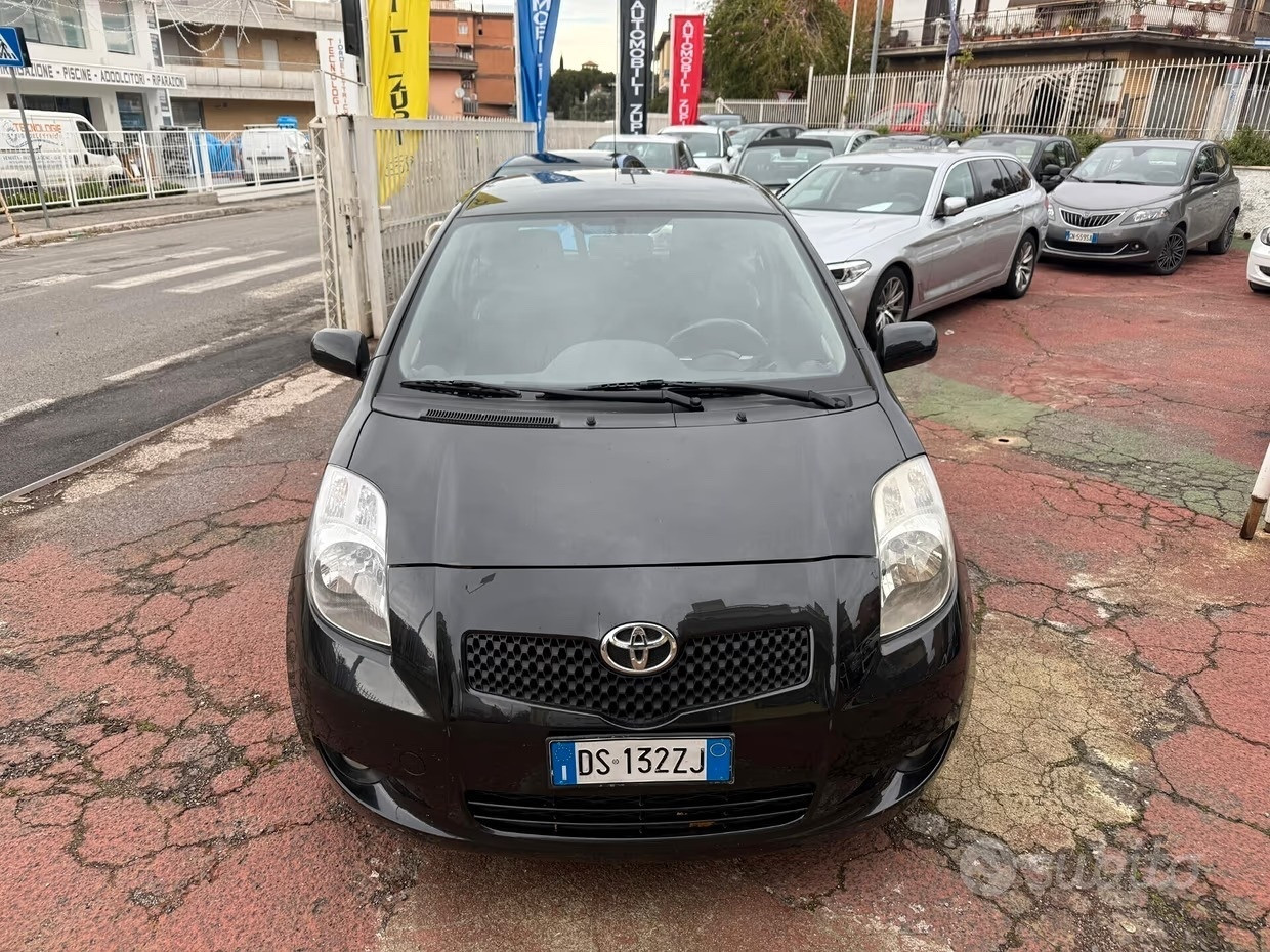 Immagine 2 - Toyota Yaris 87cv *IDEALE PER NEOPATENTATI