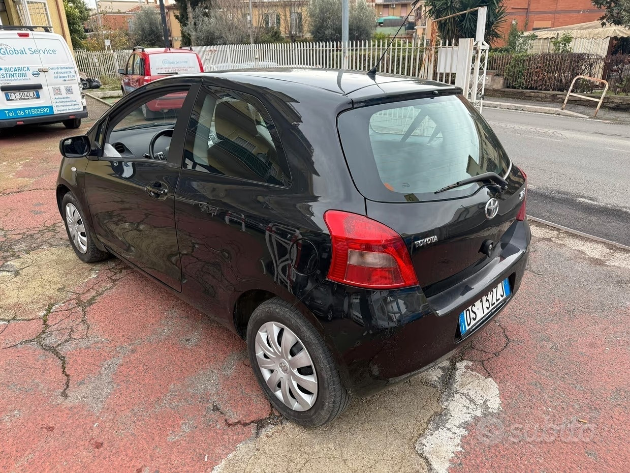 Immagine 4 - Toyota Yaris 87cv *IDEALE PER NEOPATENTATI