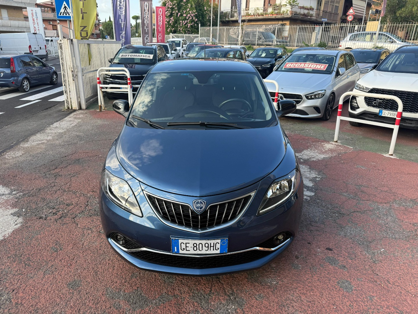 Immagine 2 - Lancia Ypsilon HYBRID 70cv *LA CITY CAR PERFETTA*