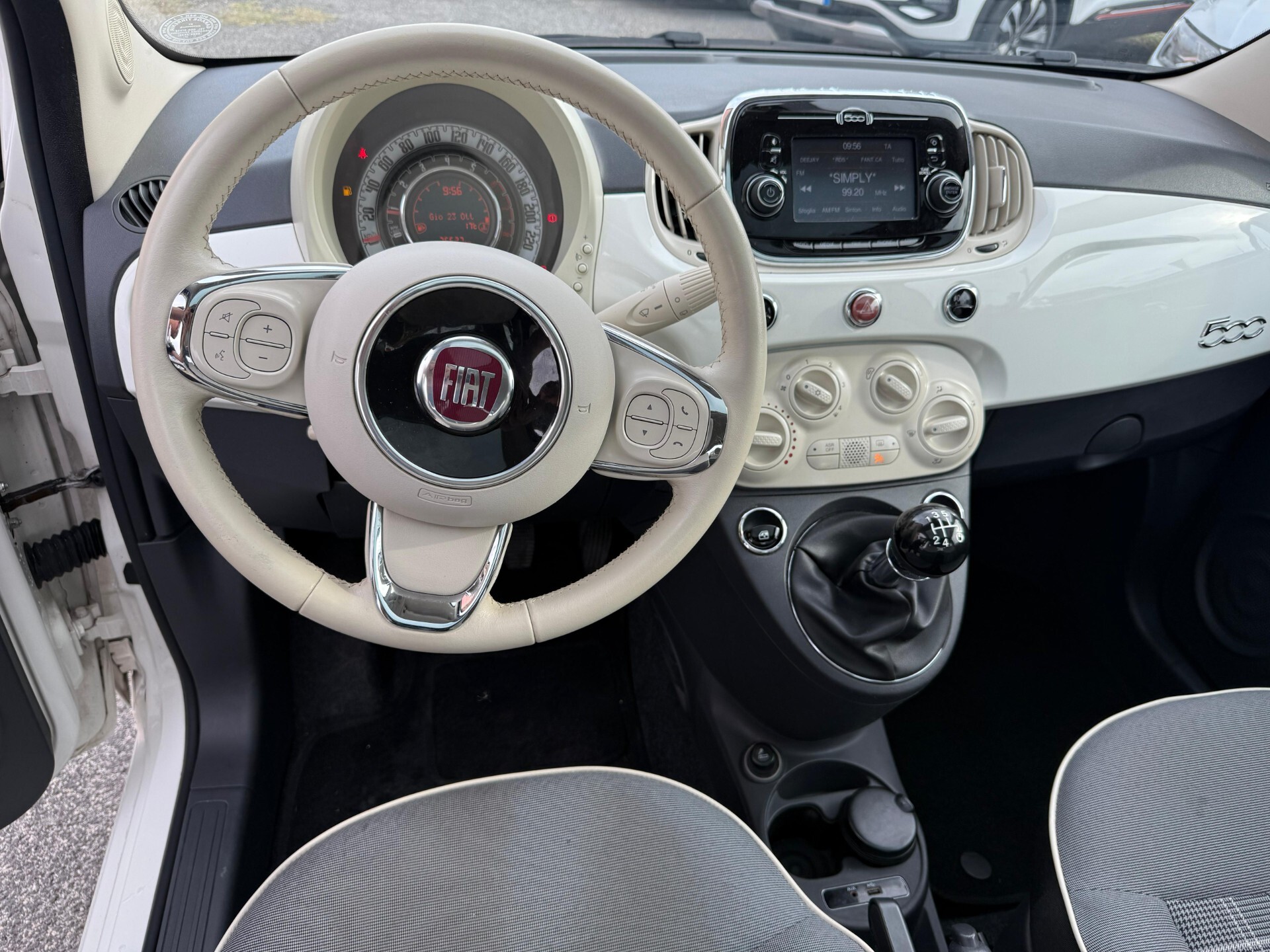 Immagine 7 - Fiat 500 All.Lounge *TETTO PANORAMICO*