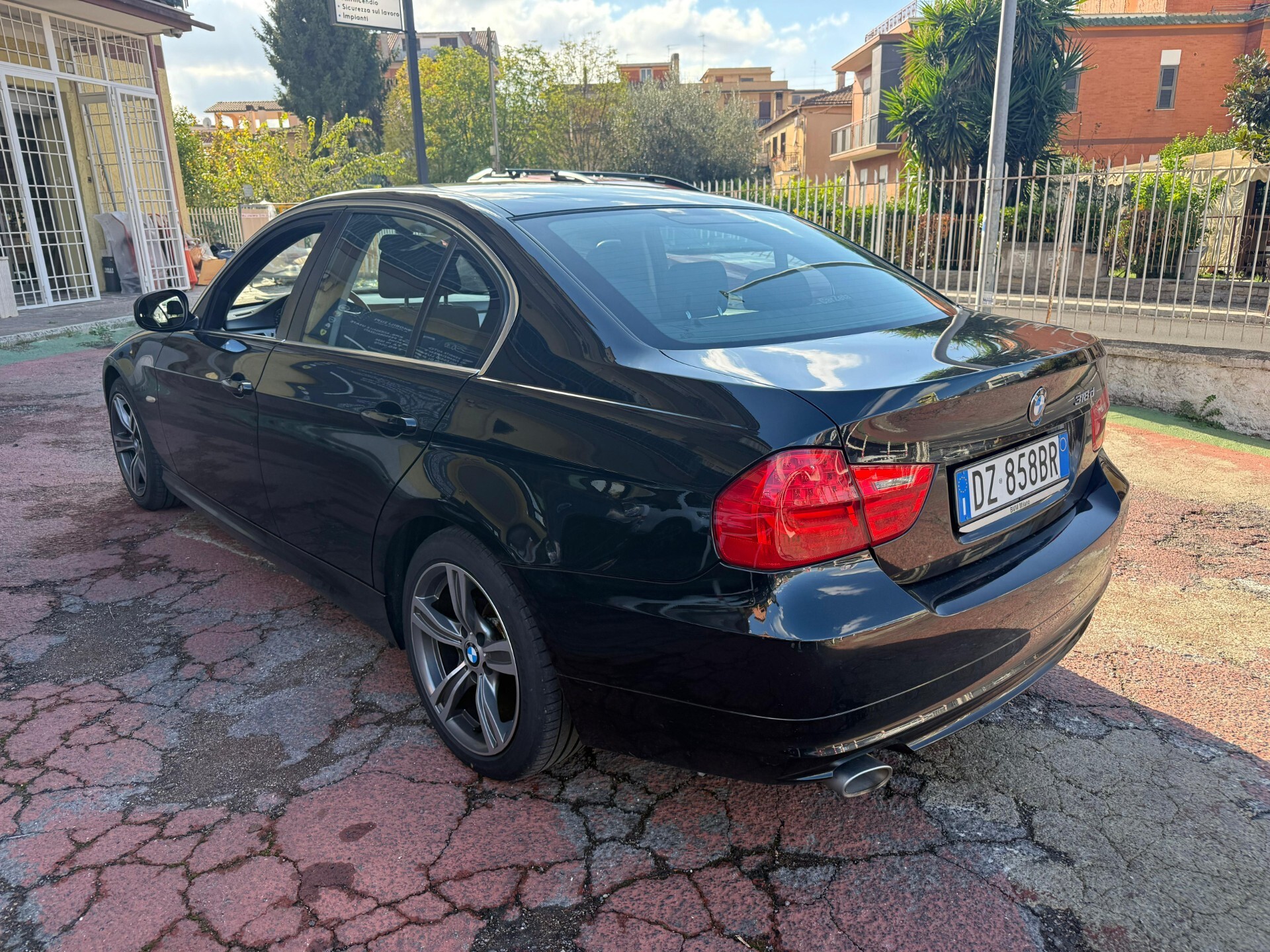 Immagine 4 - Bmw 318d SOLI 126.000KM *UNICO PROPRIETARIO*