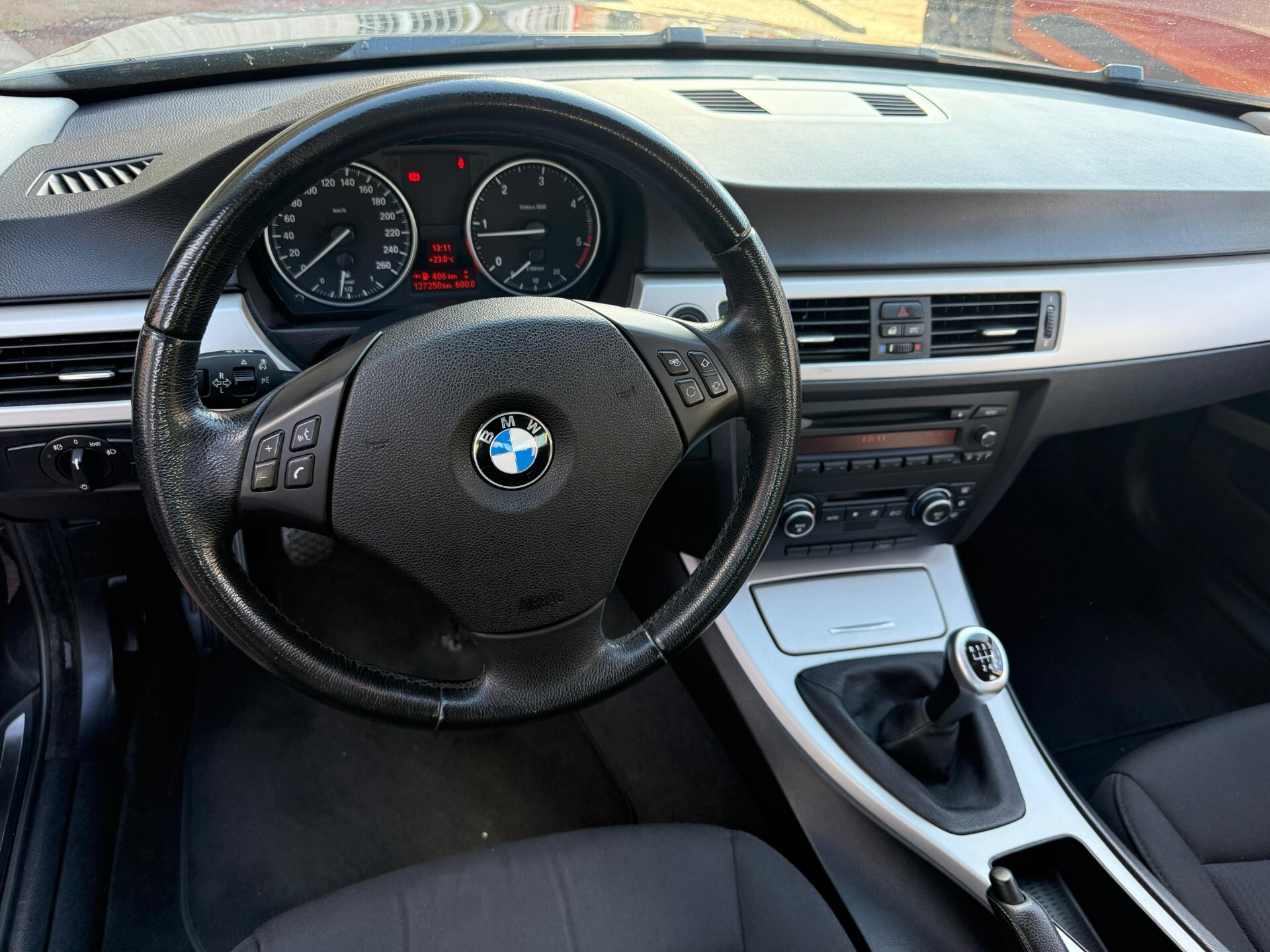 Immagine 6 - Bmw 318d SOLI 126.000KM *UNICO PROPRIETARIO*