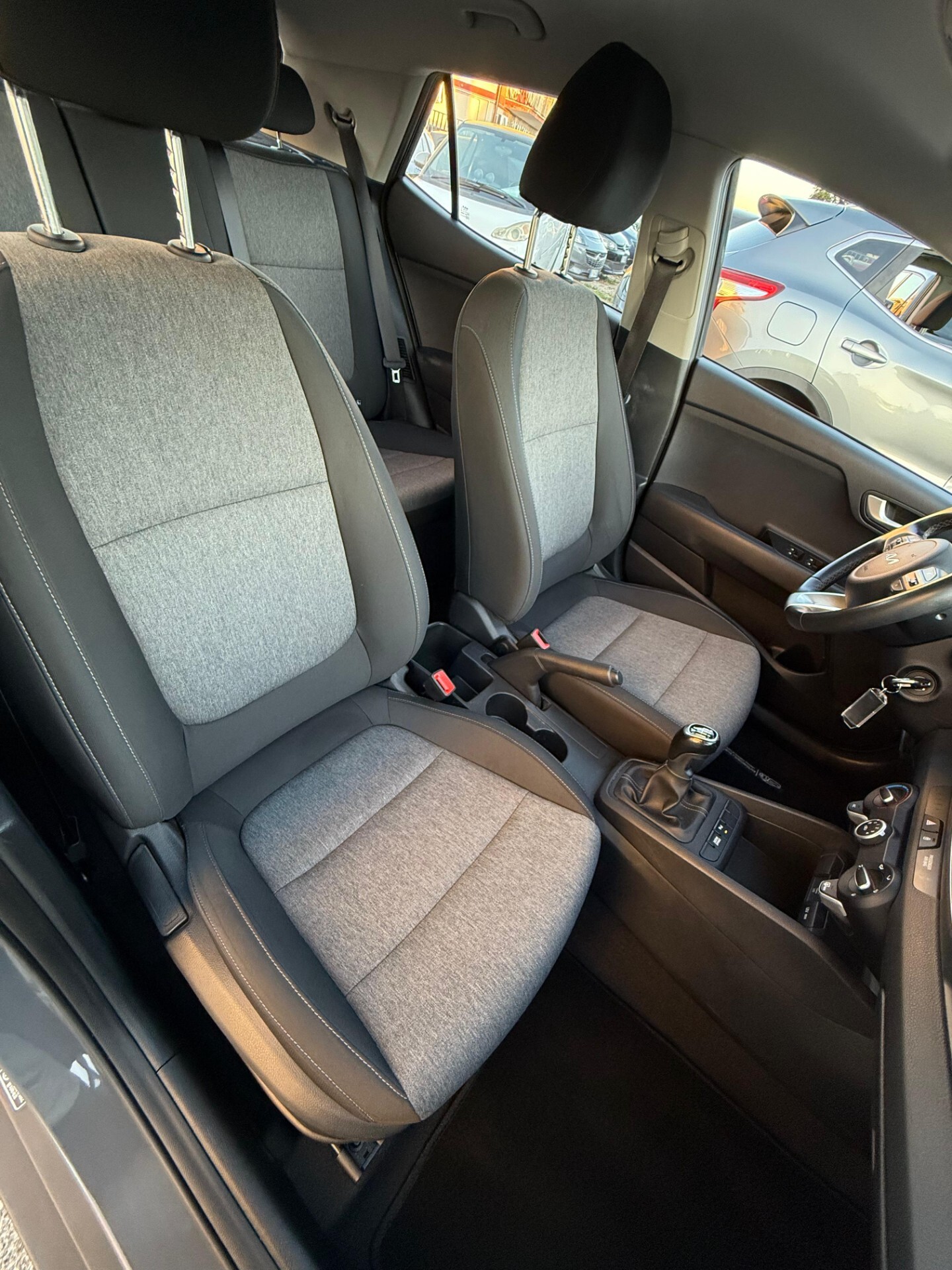 Immagine 11 - Kia Stonic 100 CV GT Line **CARPLAY** (IVA ESP)