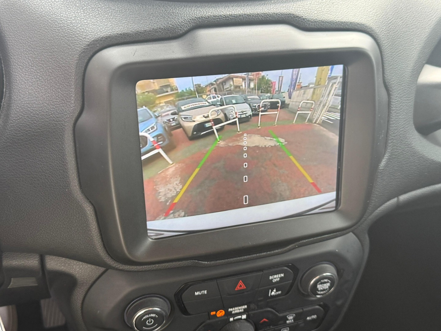 Immagine 10 - Jeep Renegade PHEV 130cv AUTOM. *ALL. LIMITED*