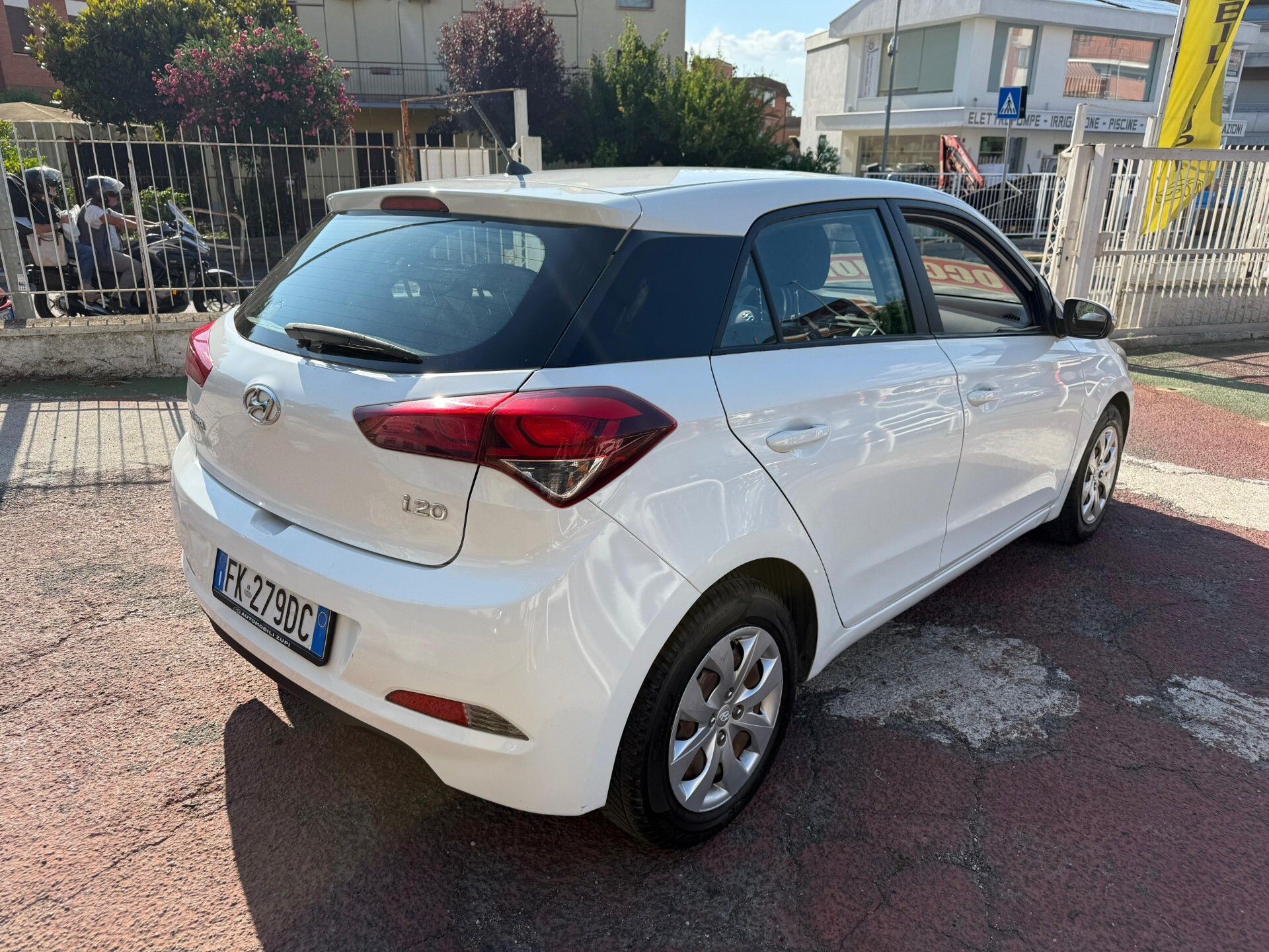 Immagine 6 - Hyundai i20 75cv EURO 6 *RUOTINO DI SCORTA