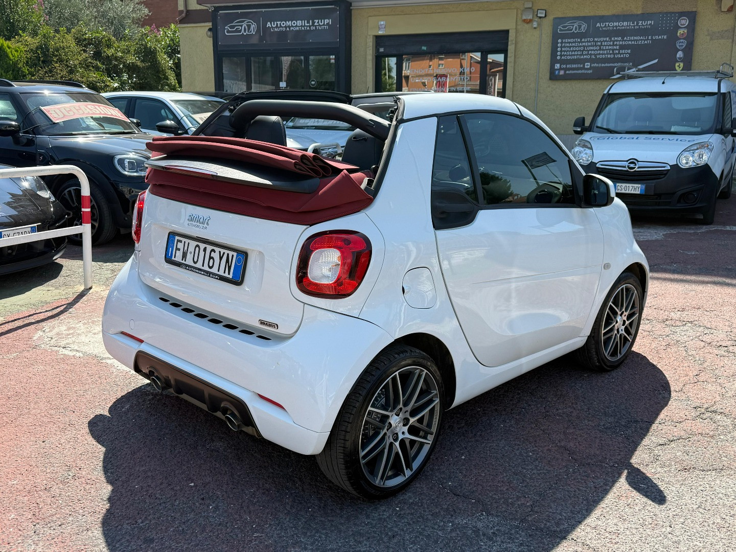 Immagine 5 - Smart ForTwo CABRIO 71cv *ALLESTIMENTO BRABUS*