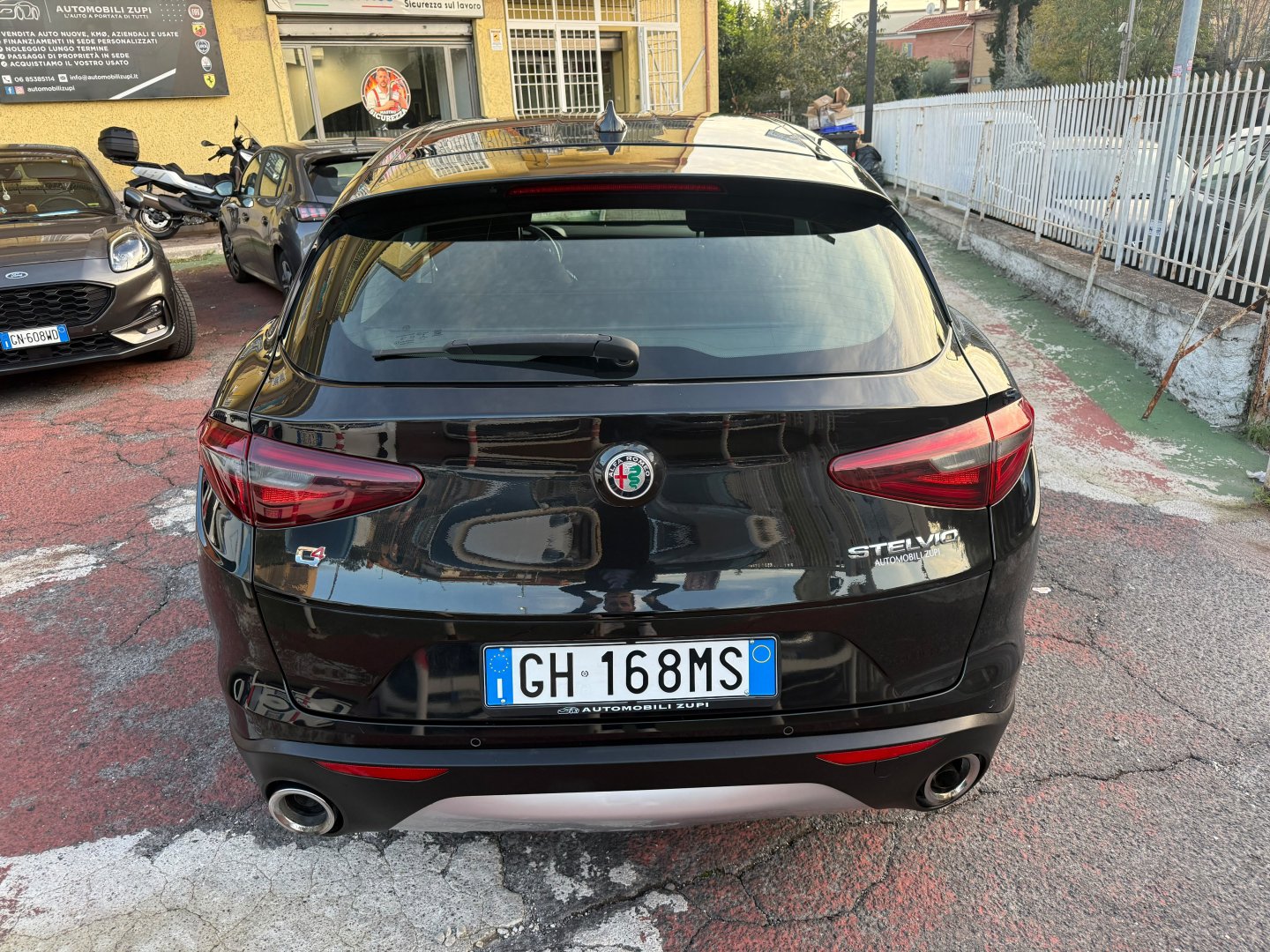 Immagine 12 - Alfa Romeo Stelvio 2.2 t Business Q4 190cv
