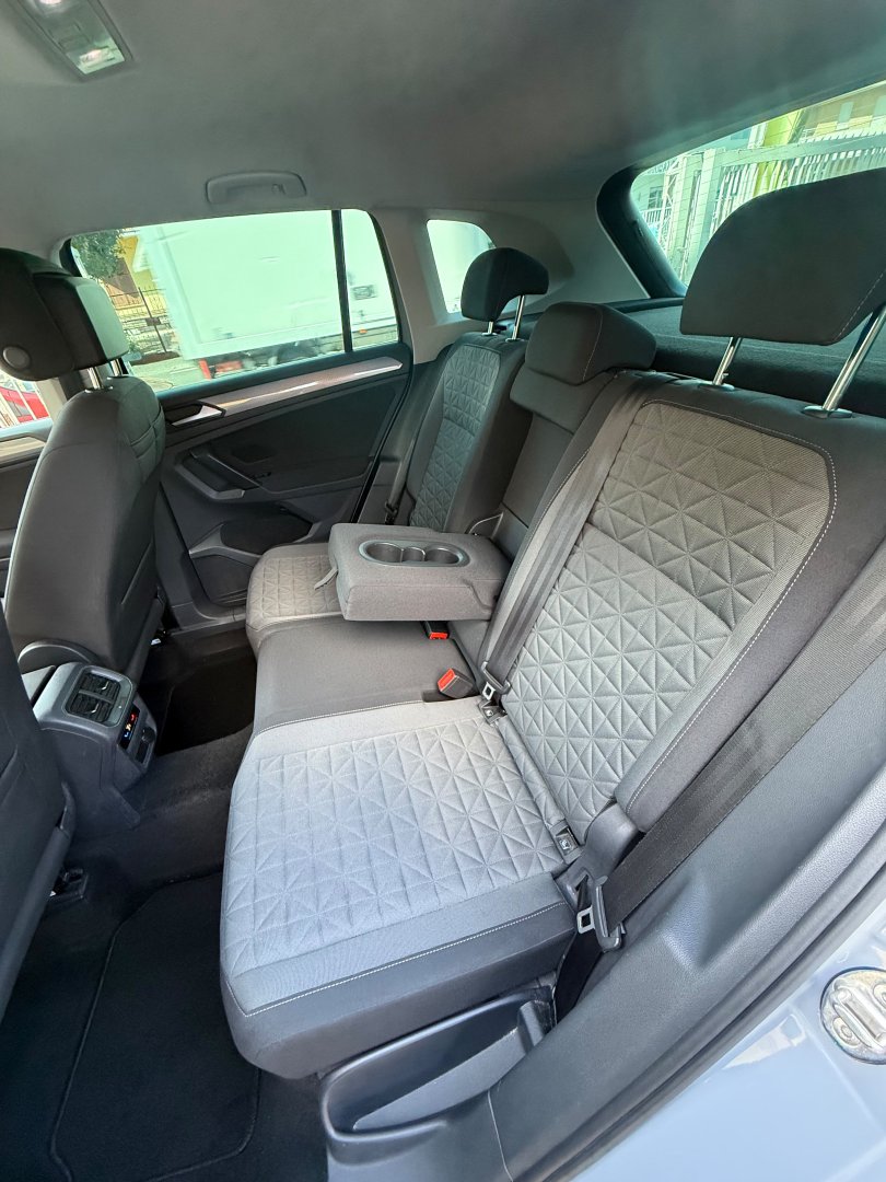 Immagine 6 - Volkswagen Tiguan 2.0 TDI 150CV SCR DSG R-LINE