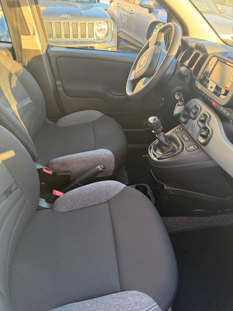 Immagine 4 - Fiat Panda HYBRID 70CV *UNICO PROPRIETARIO*