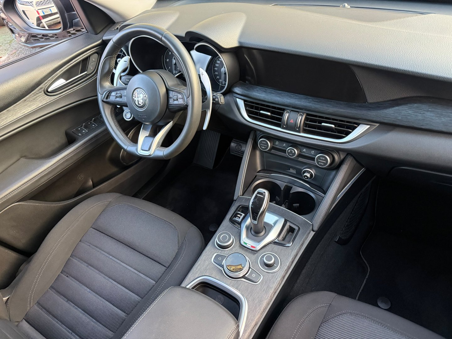 Immagine 9 - Alfa Romeo Stelvio 2.2 t Business Q4 190cv